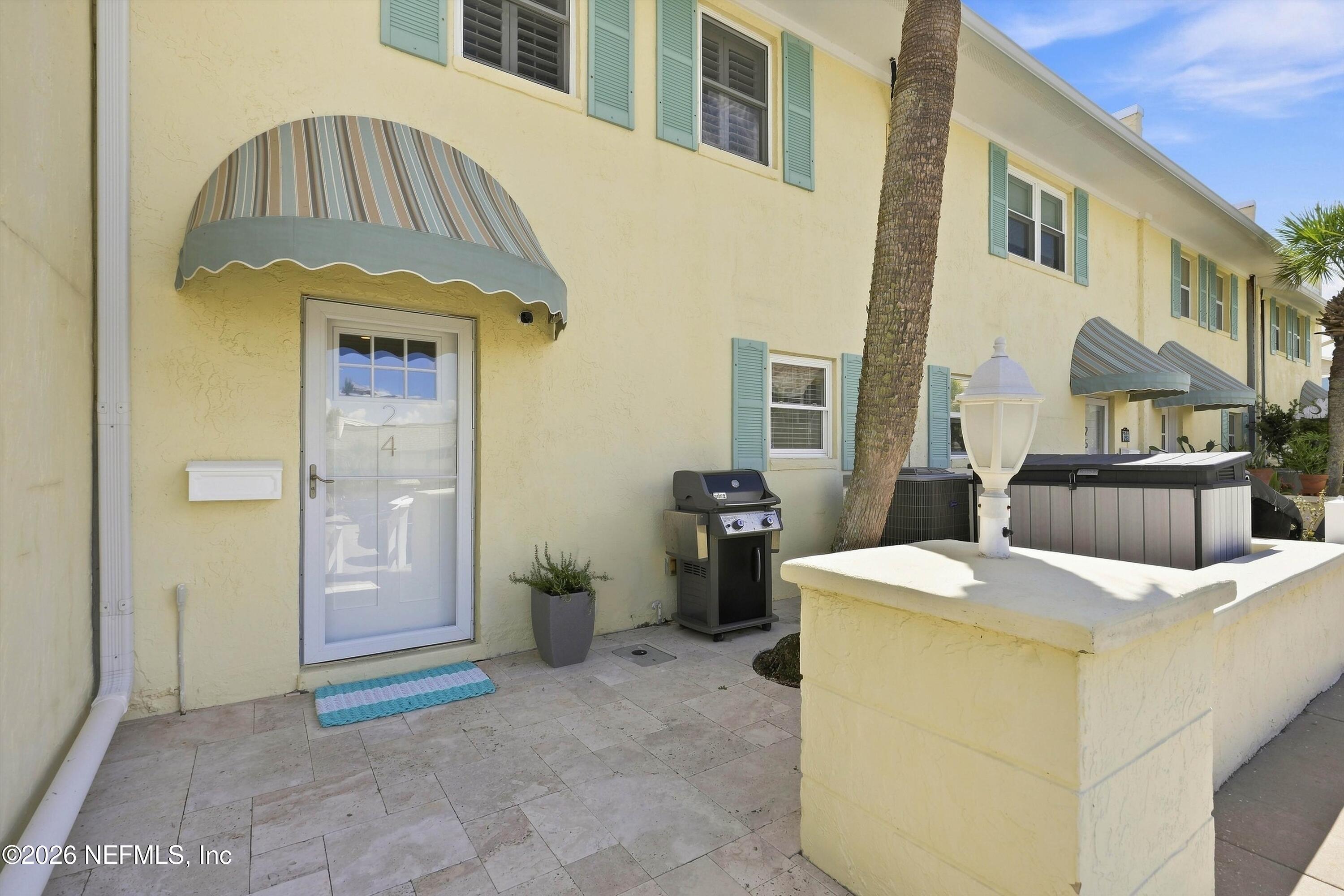 2233 SEMINOLE Road 24