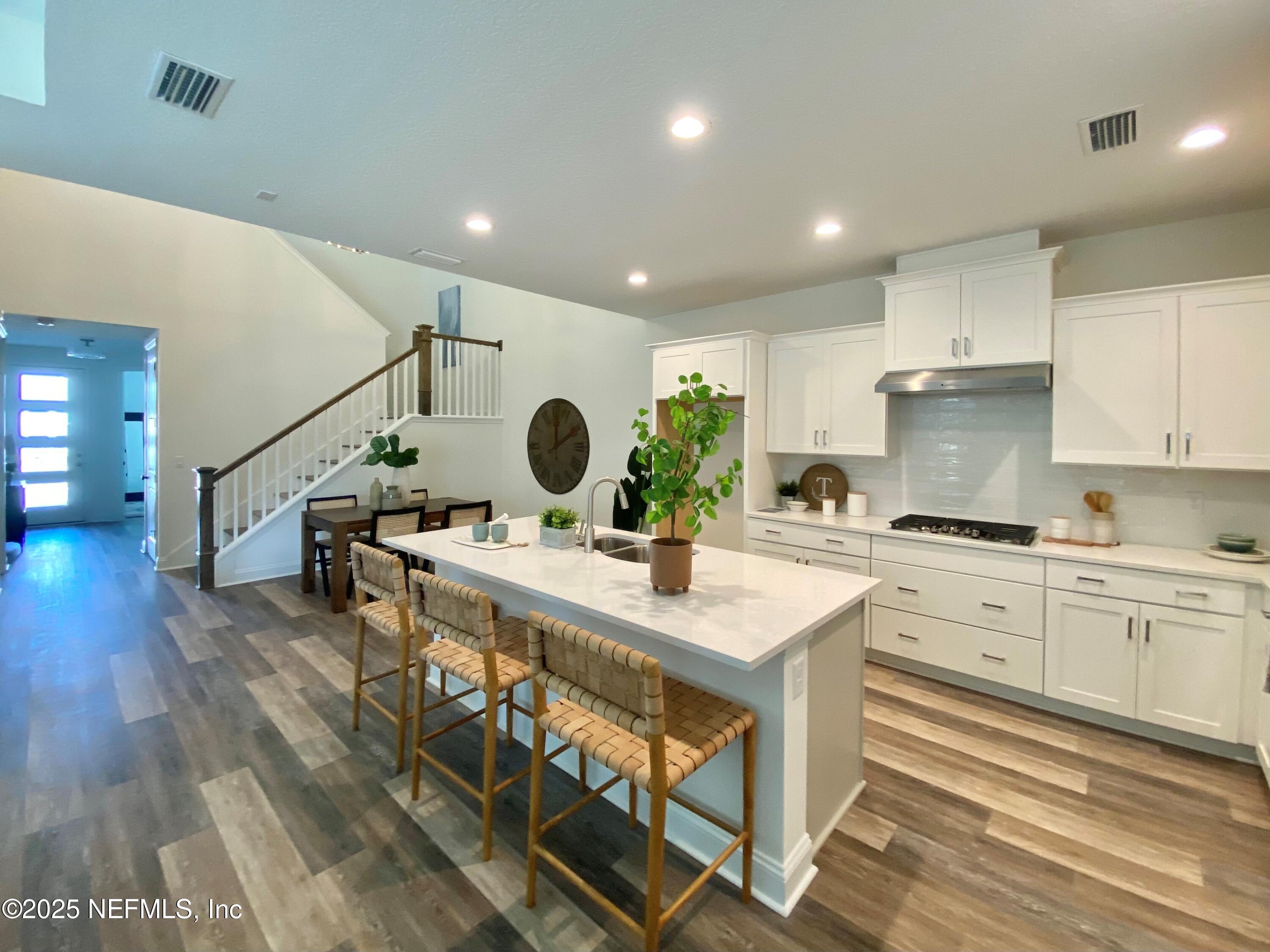 807 NOCATEE VILLAGE Drive