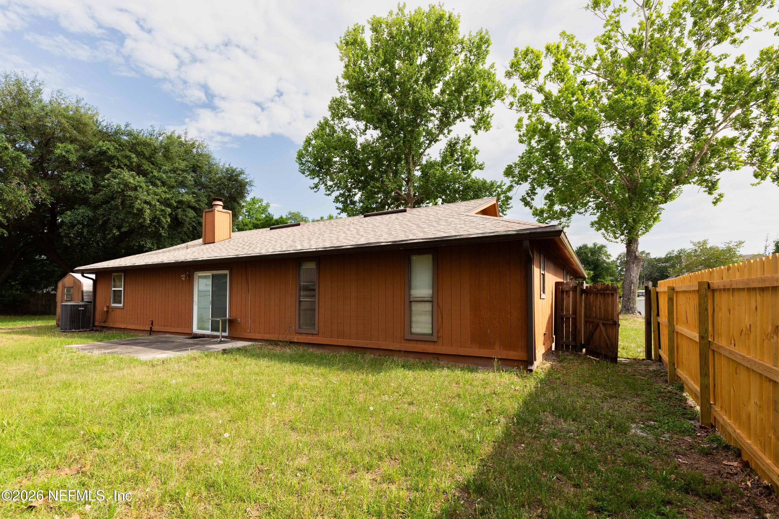 8339 PEPPERWOOD Court