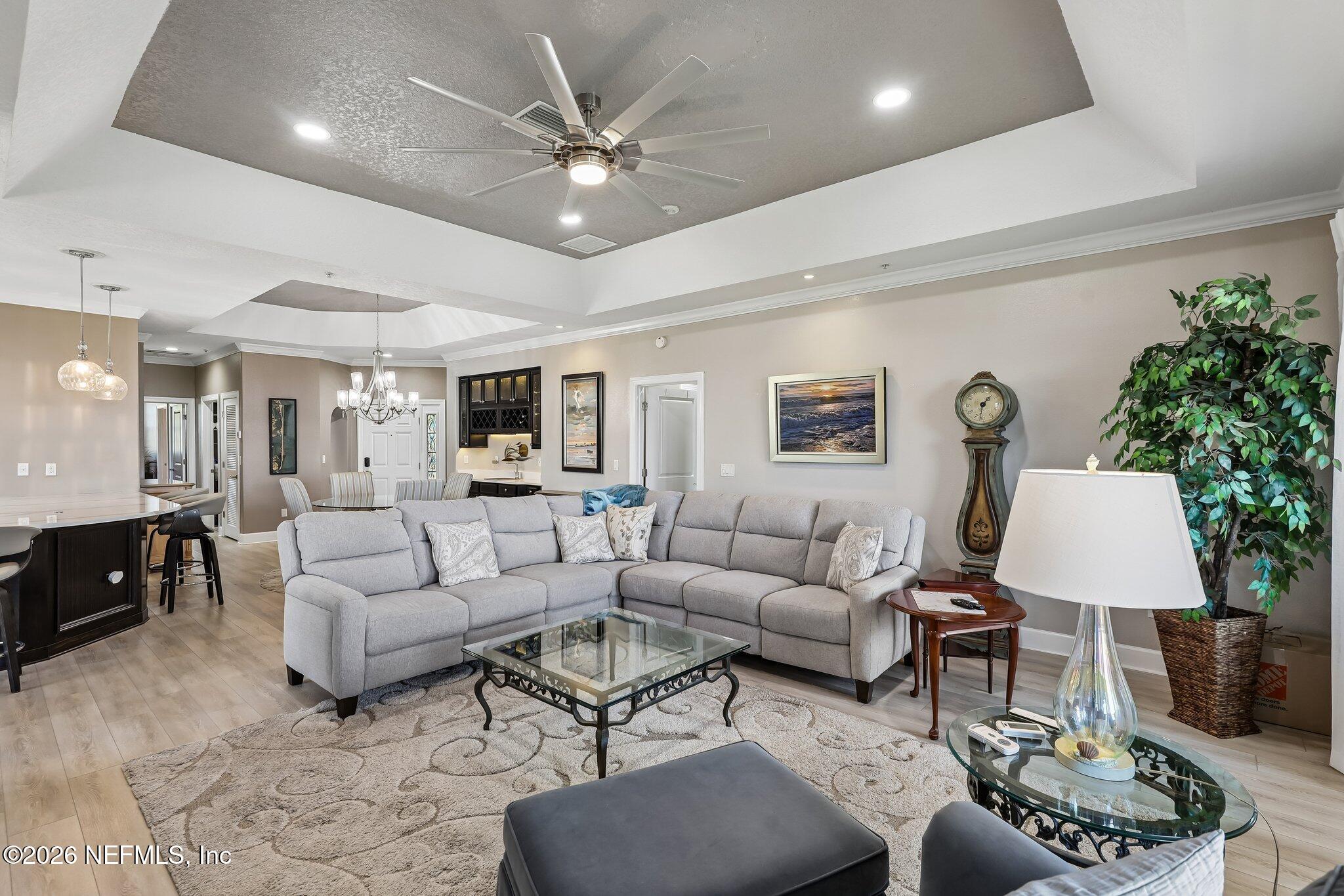 435 OCEAN GRANDE Drive 306