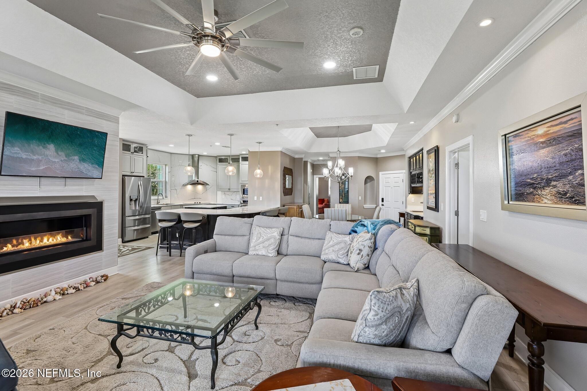 435 OCEAN GRANDE Drive 306