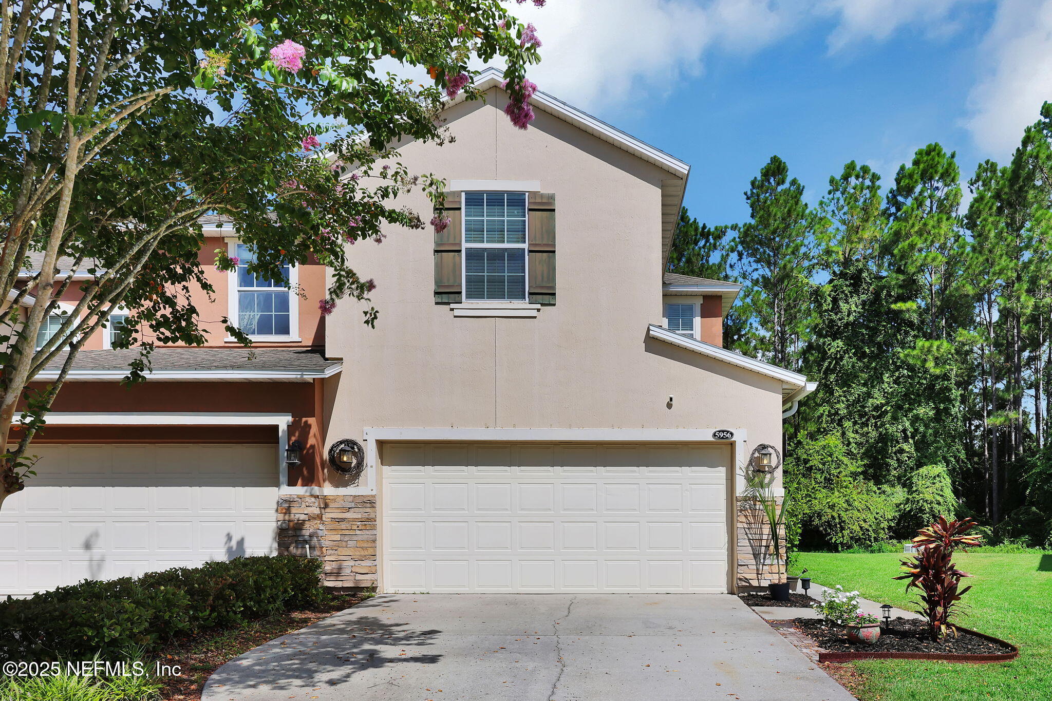 5956 BARTRAM VILLAGE Drive