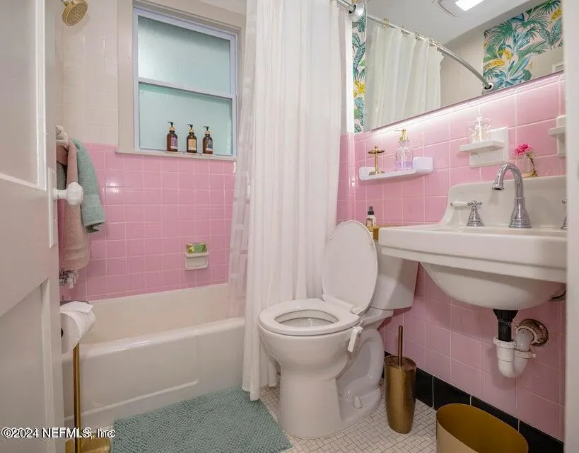 St Augustine, Florida 32084, United States, 2 Bedrooms Bedrooms, ,1 BathroomBathrooms,Residential,Active,89255