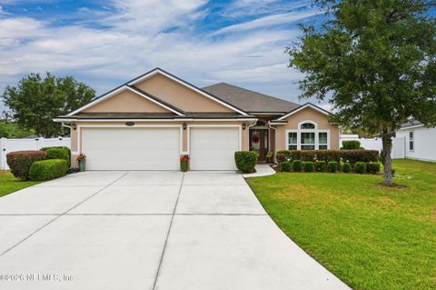 Photo of 15710 TWIN CREEK Drive, Jacksonville, FL 32218 (MLS # 2143725)