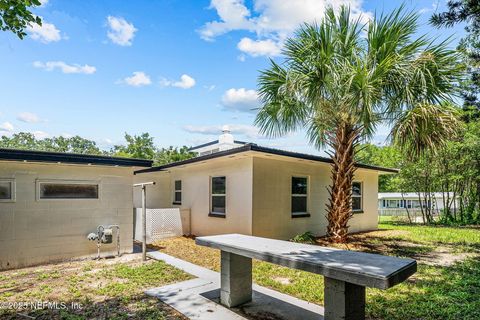 A home in Palatka