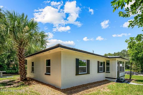 A home in Palatka