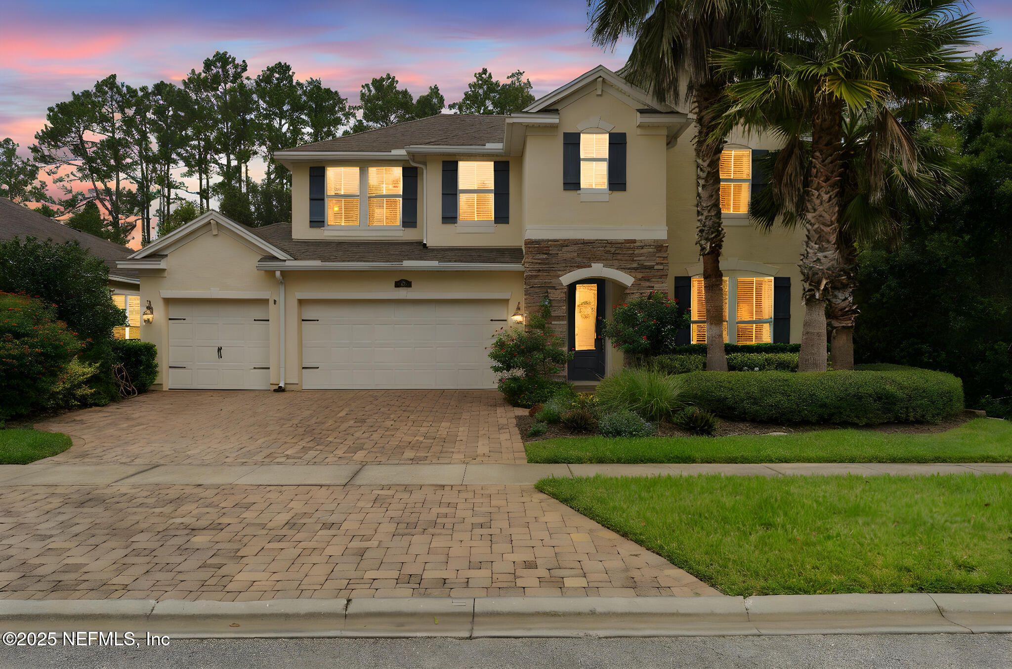22 MEDIO Drive