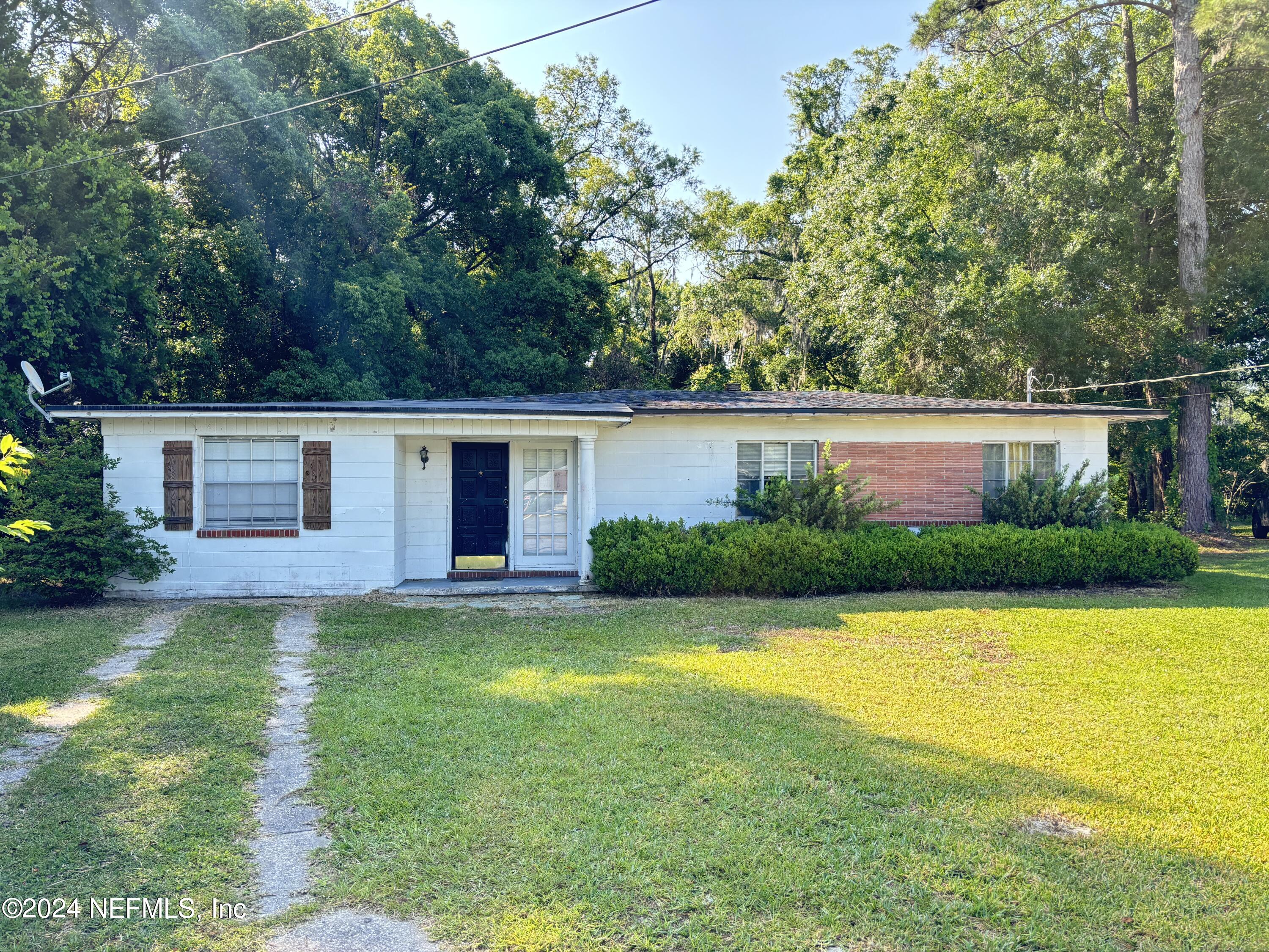 Starke, FL home for sale located at 1304 W Pratt Street, Starke, FL 32091