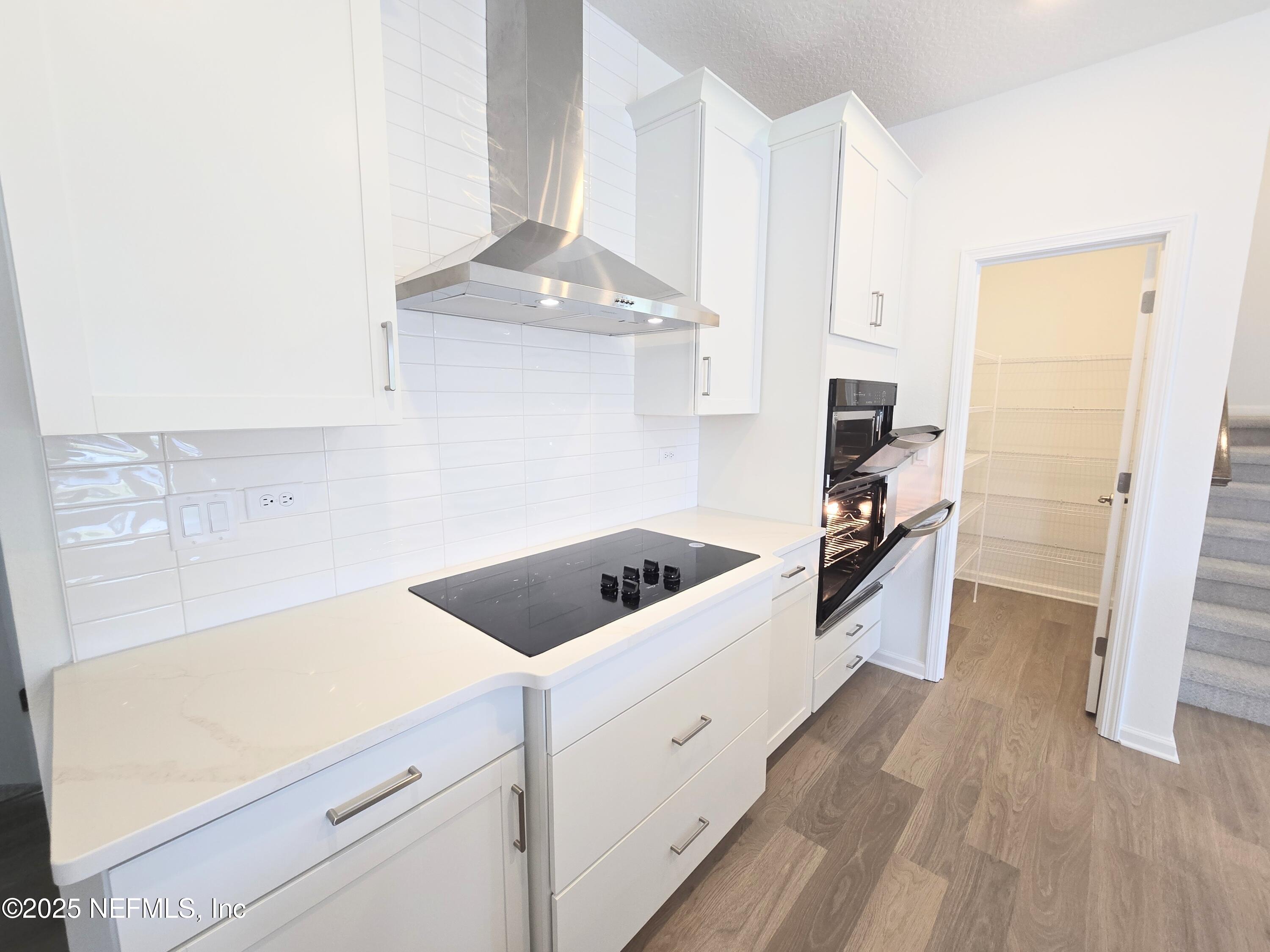 3342 HARVESTERS Court