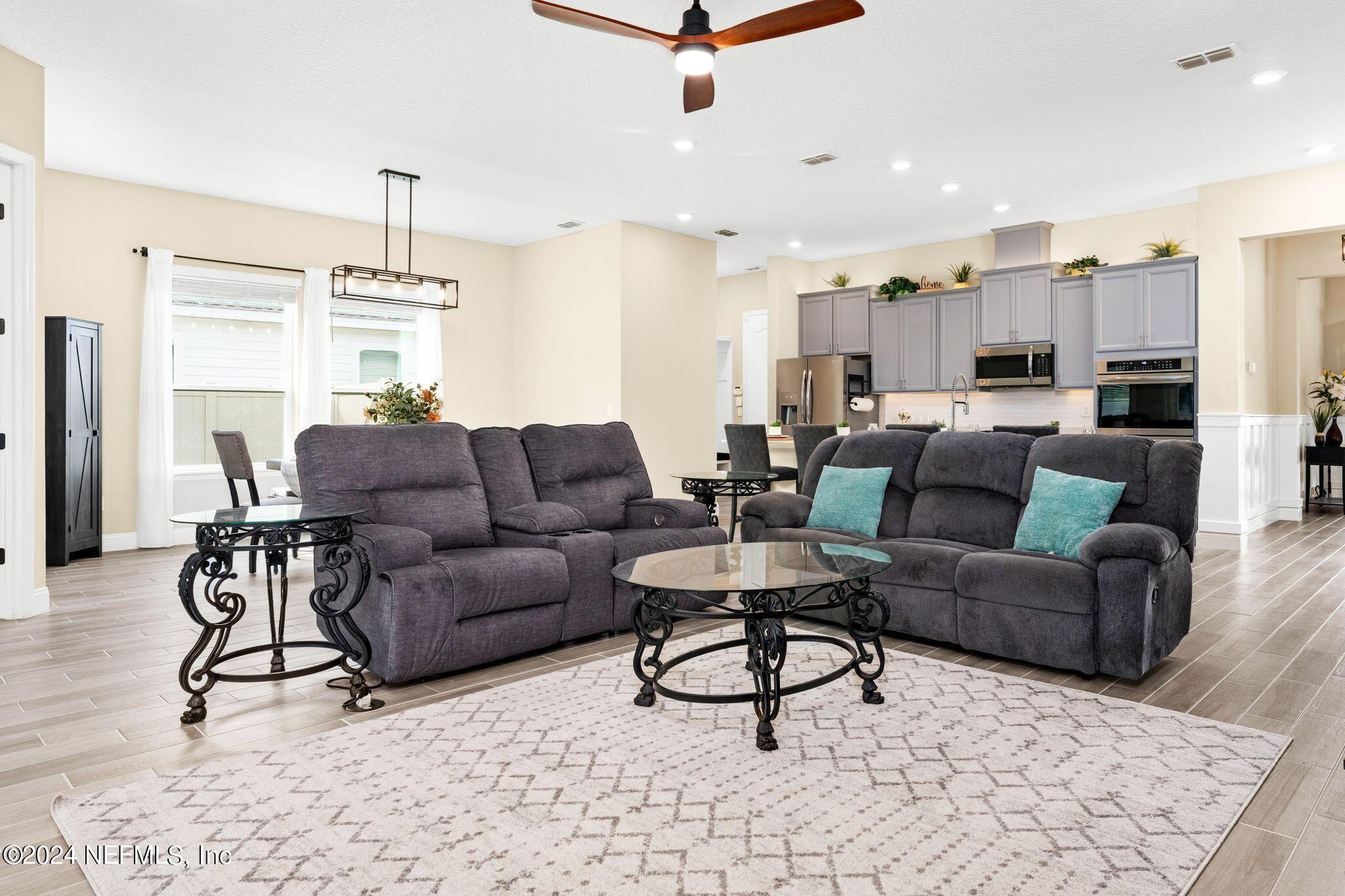 St Johns, Florida 32259, United States, 4 Bedrooms Bedrooms, ,3 BathroomsBathrooms,Residential,Active,61538