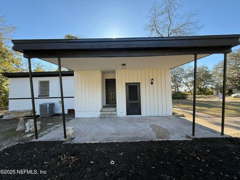 A home in Jacksonville