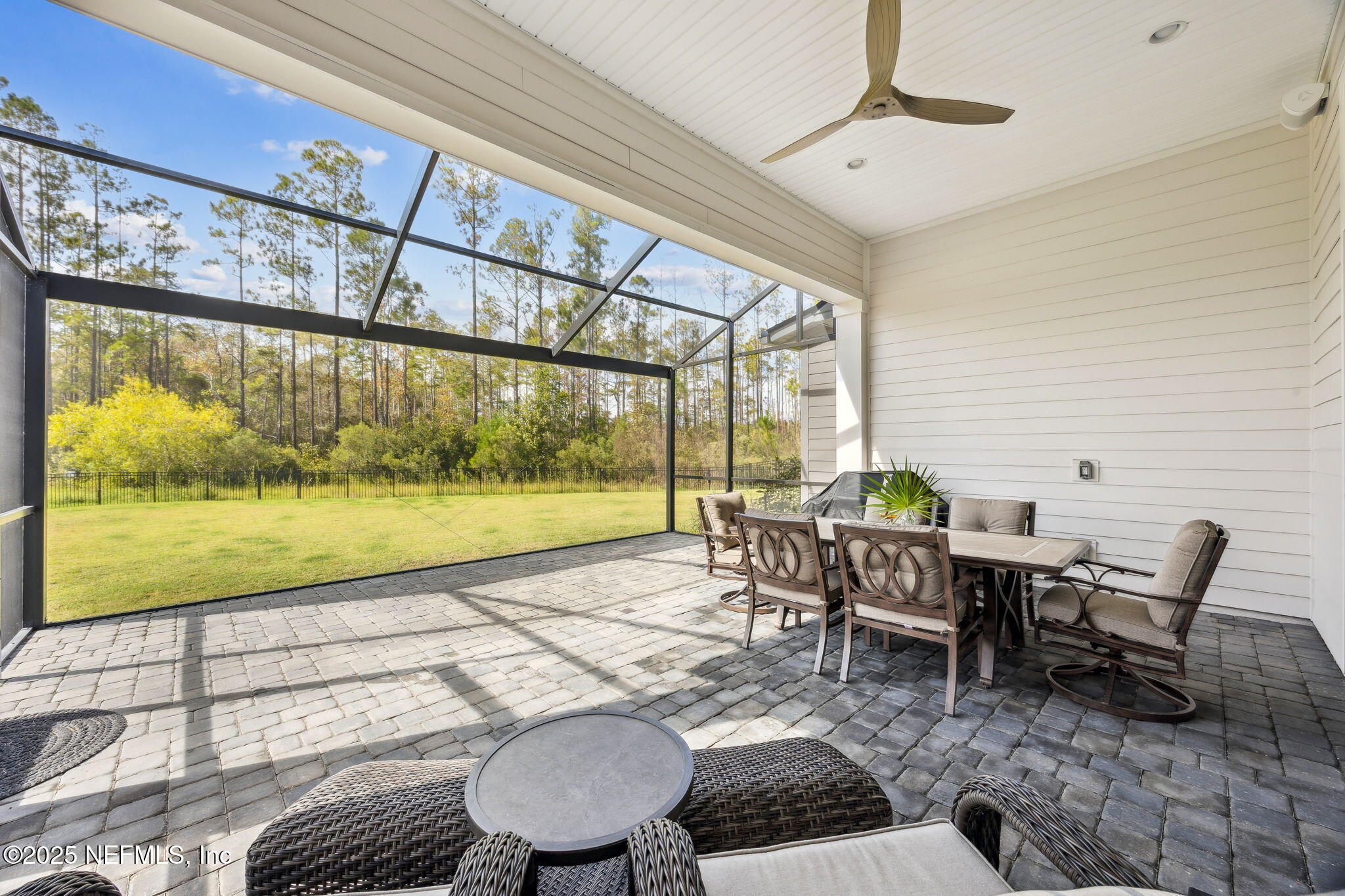 417 SLASH PINE Place