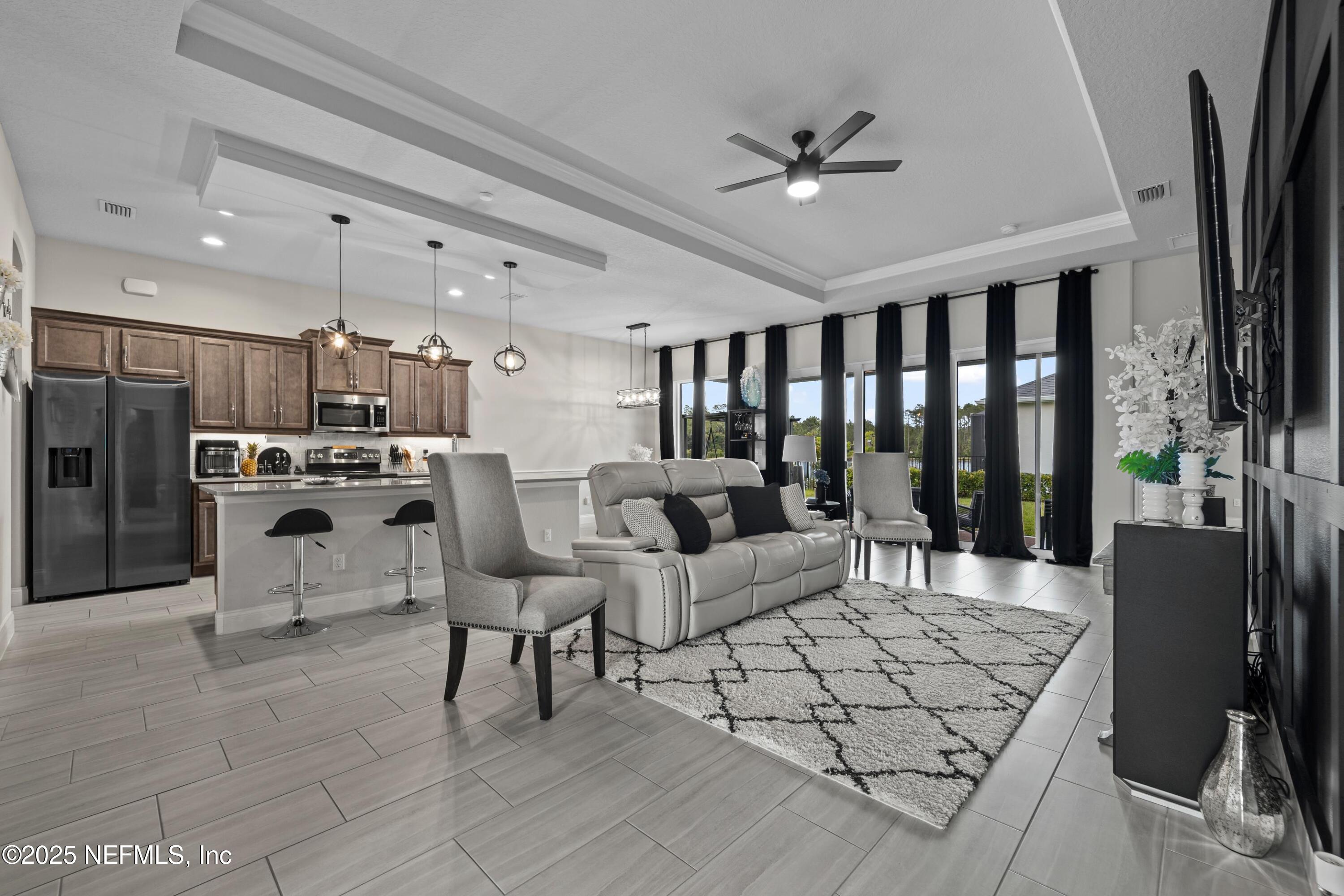4 SPRING Street