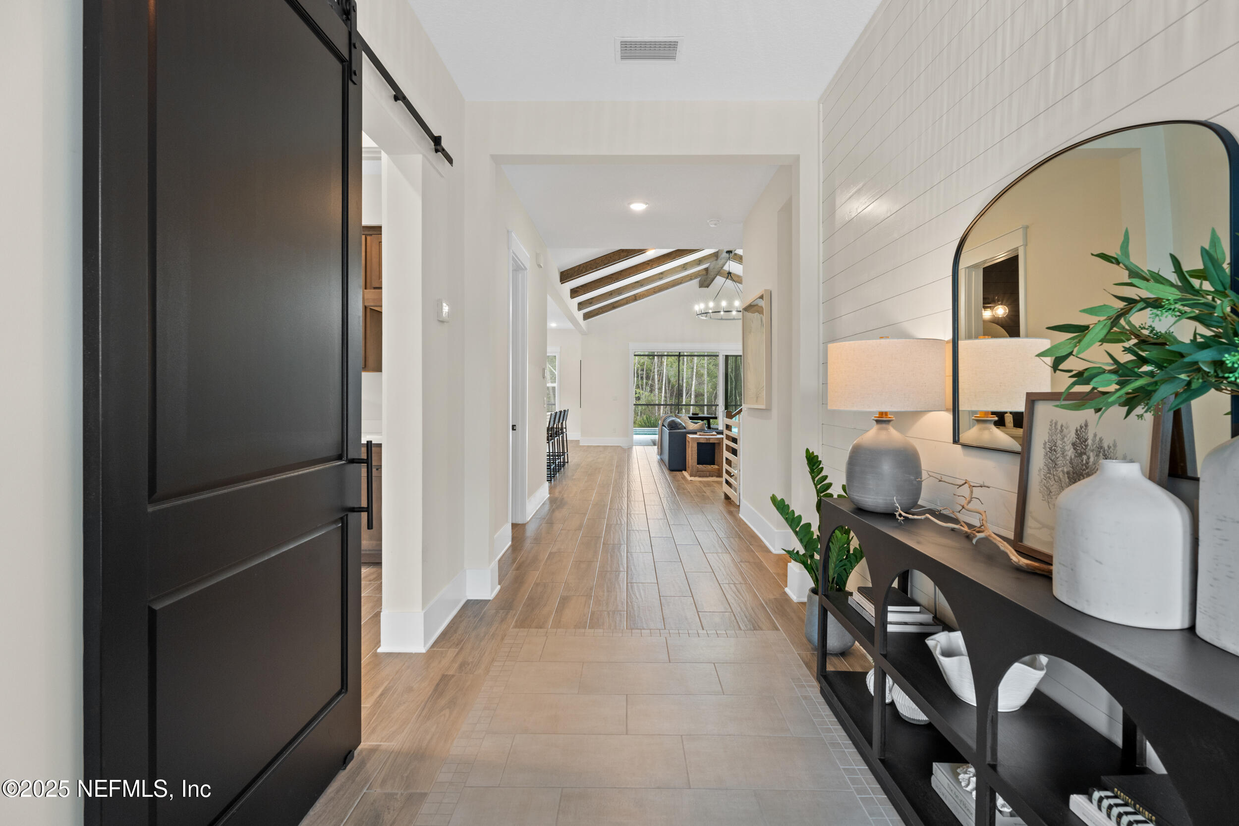 558 PALM CREST Drive