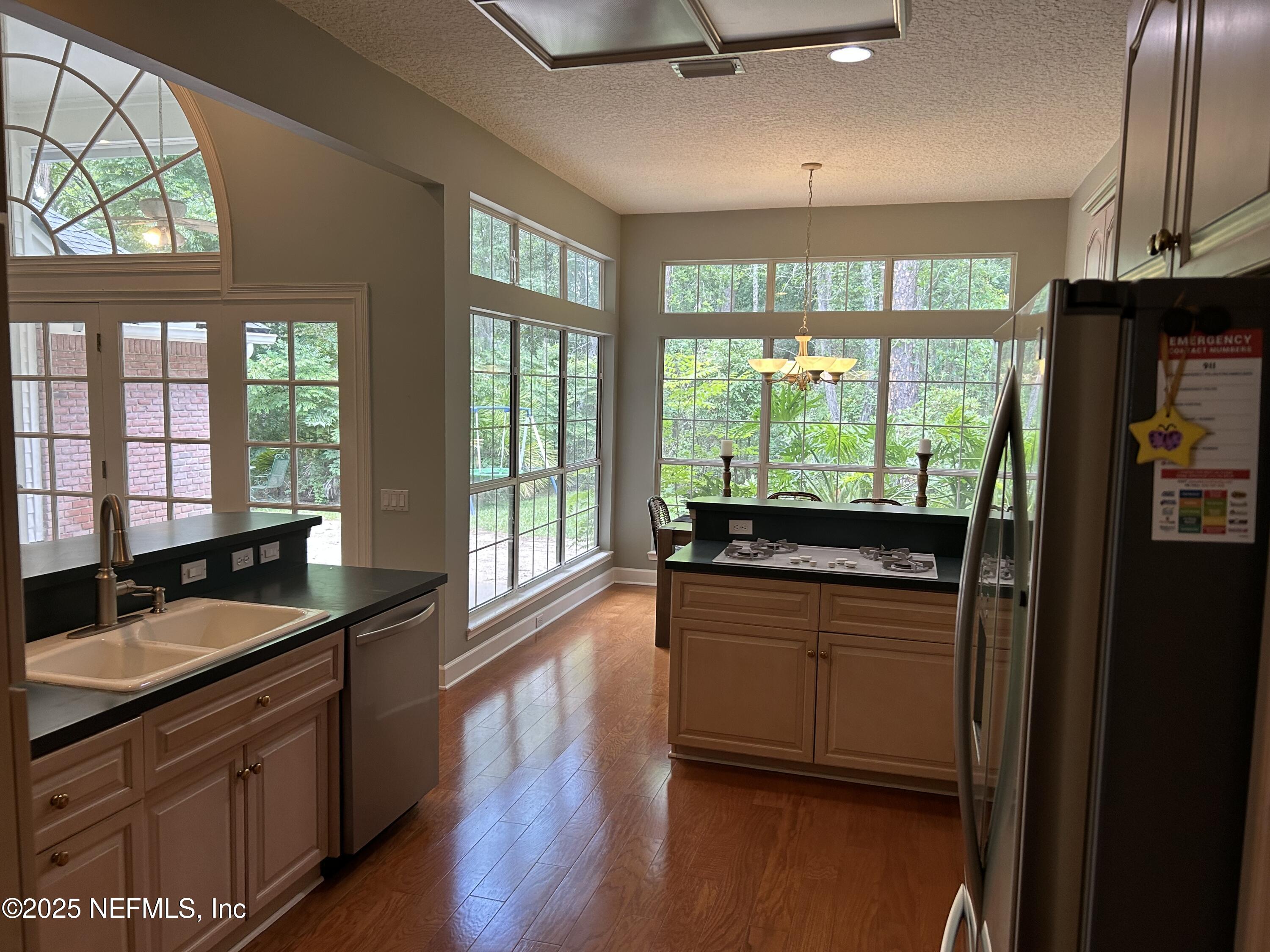10225 HEATHER GLEN Drive