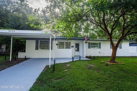 A home in Jacksonville