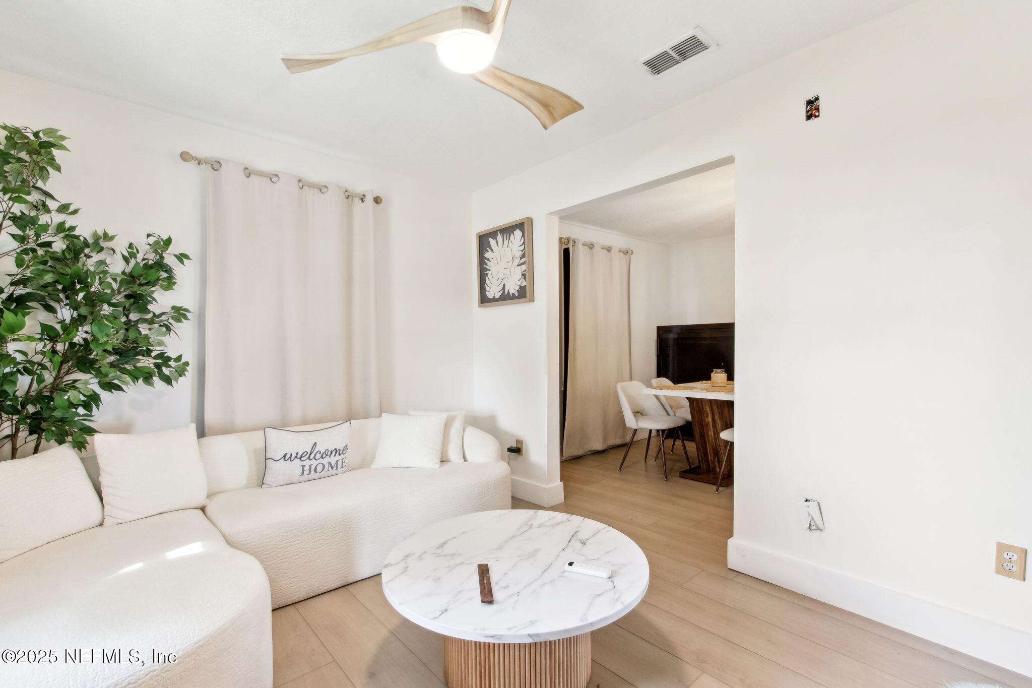 11011 NORMANDY Boulevard