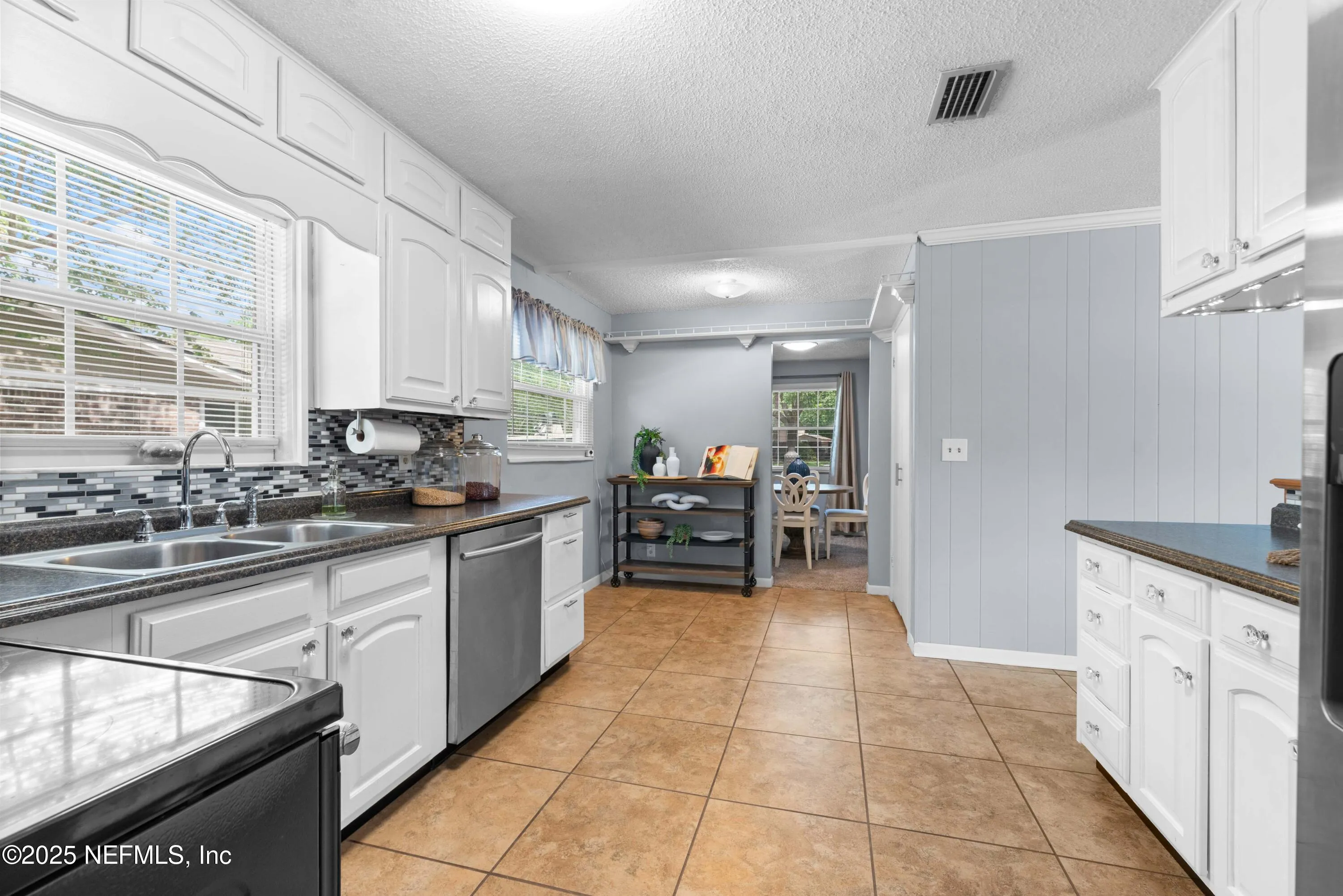 Orange Park, Florida 32073, United States, 3 Bedrooms Bedrooms, ,3 BathroomsBathrooms,Residential,Active,169759