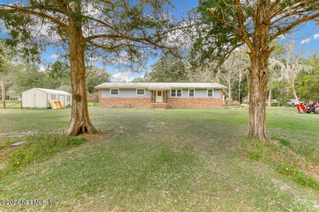 Green Cove Springs, FL home for sale located at 3799 Randall Road, Green Cove Springs, FL 32043