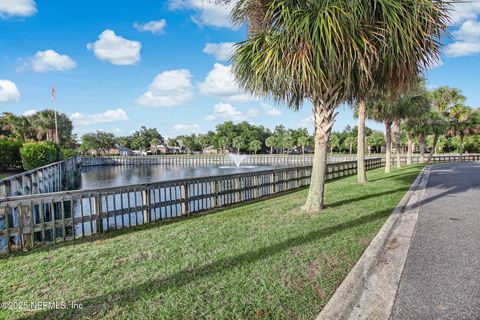 A home in Yulee