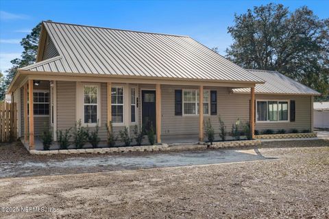 A home in Interlachen