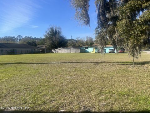 3308 CRILL Avenue Palatka FL 32177