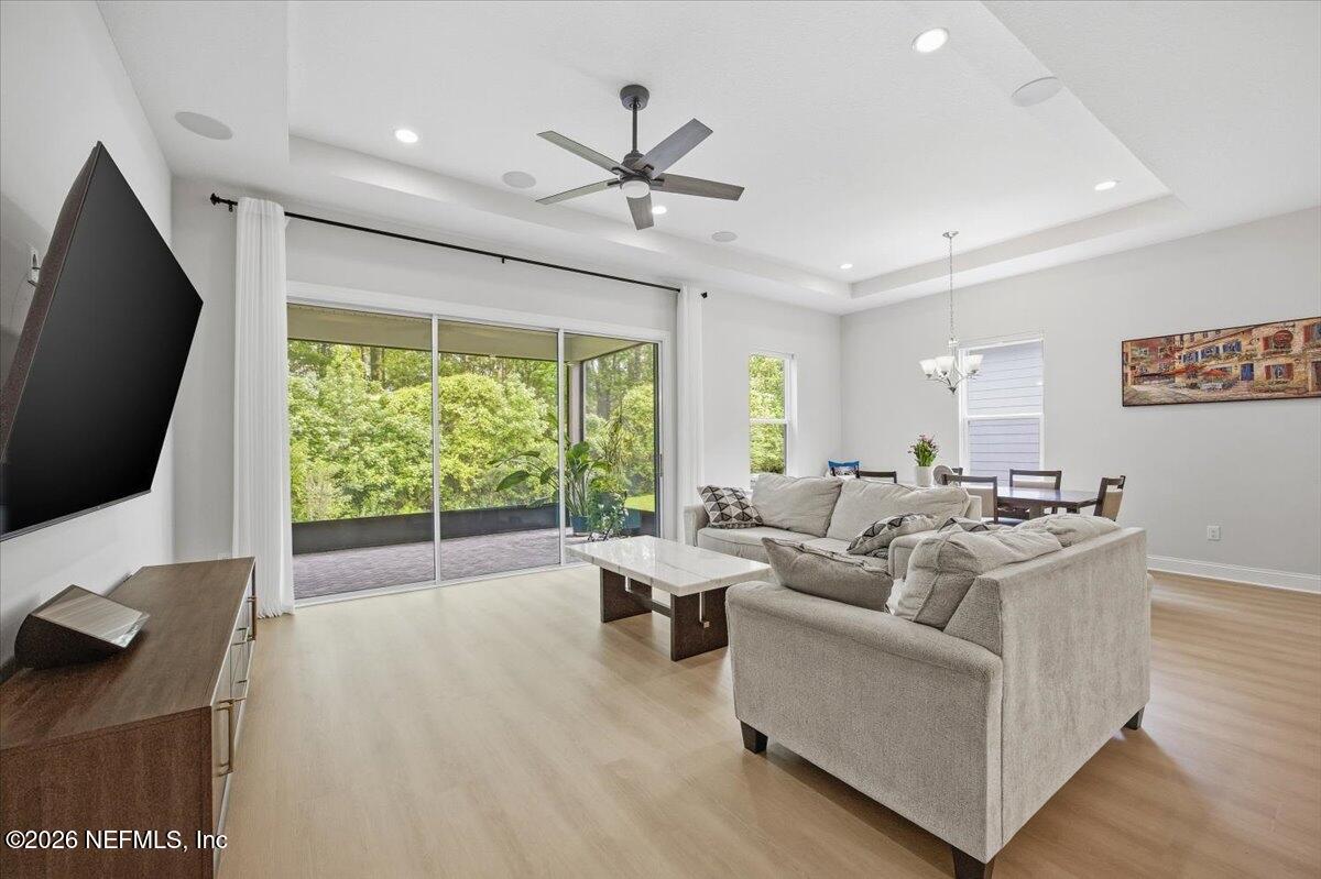 10119 FILAMENT Boulevard