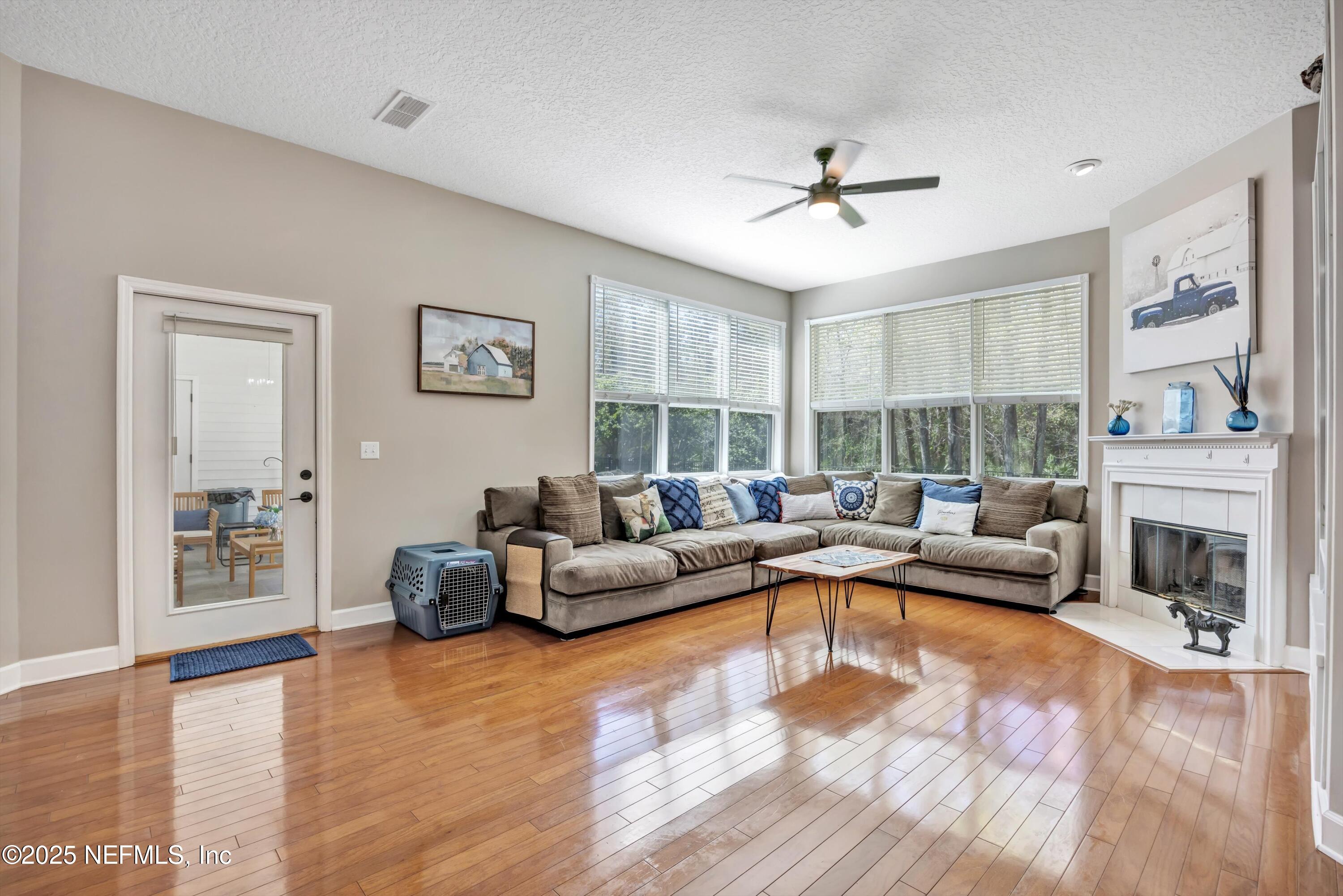 636 WYNDHAM Court