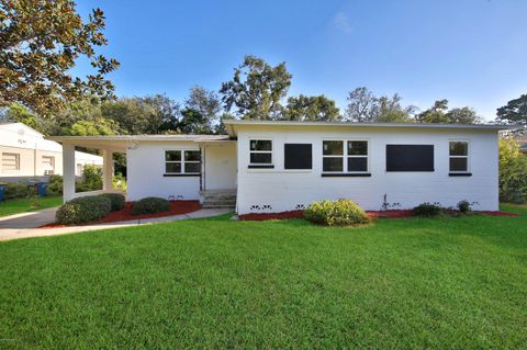 A home in Jacksonville