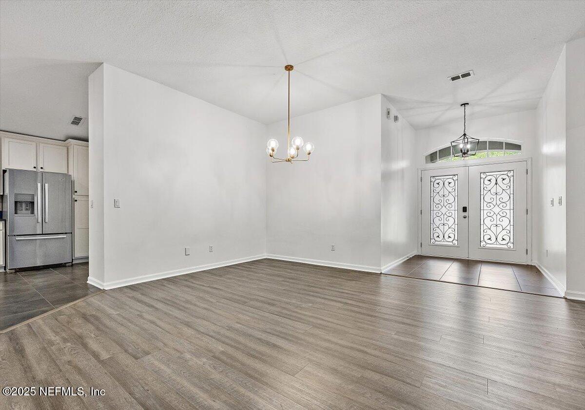 1137 AUTUMN PINES Drive