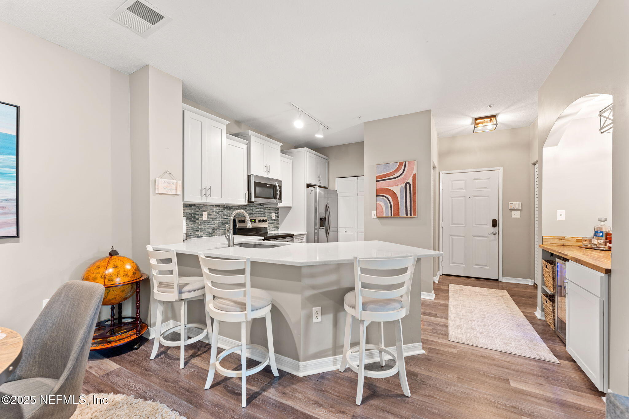 535 FLORIDA CLUB Boulevard 105