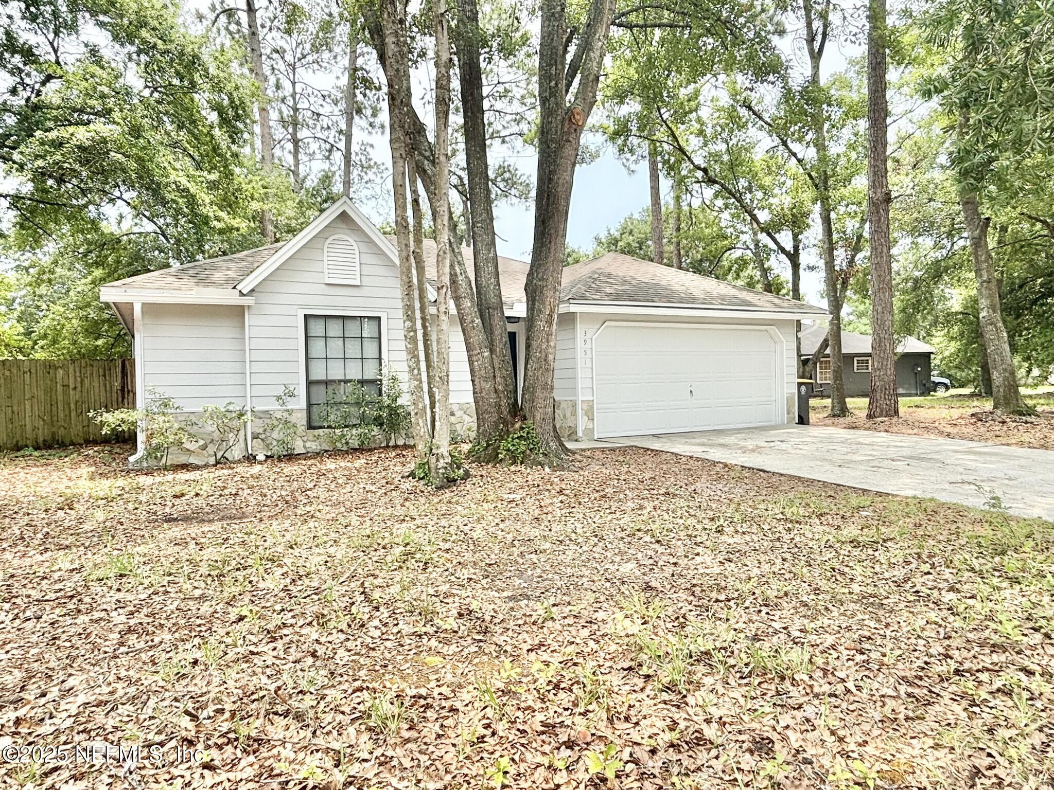 3951 HUNTERS LAKE Circle W