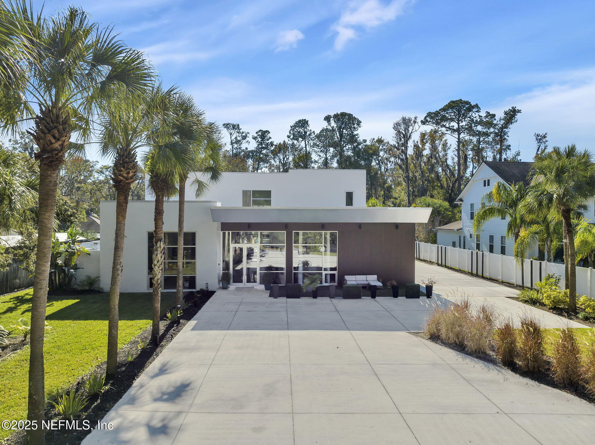 2926 SCOTT MILL Lane