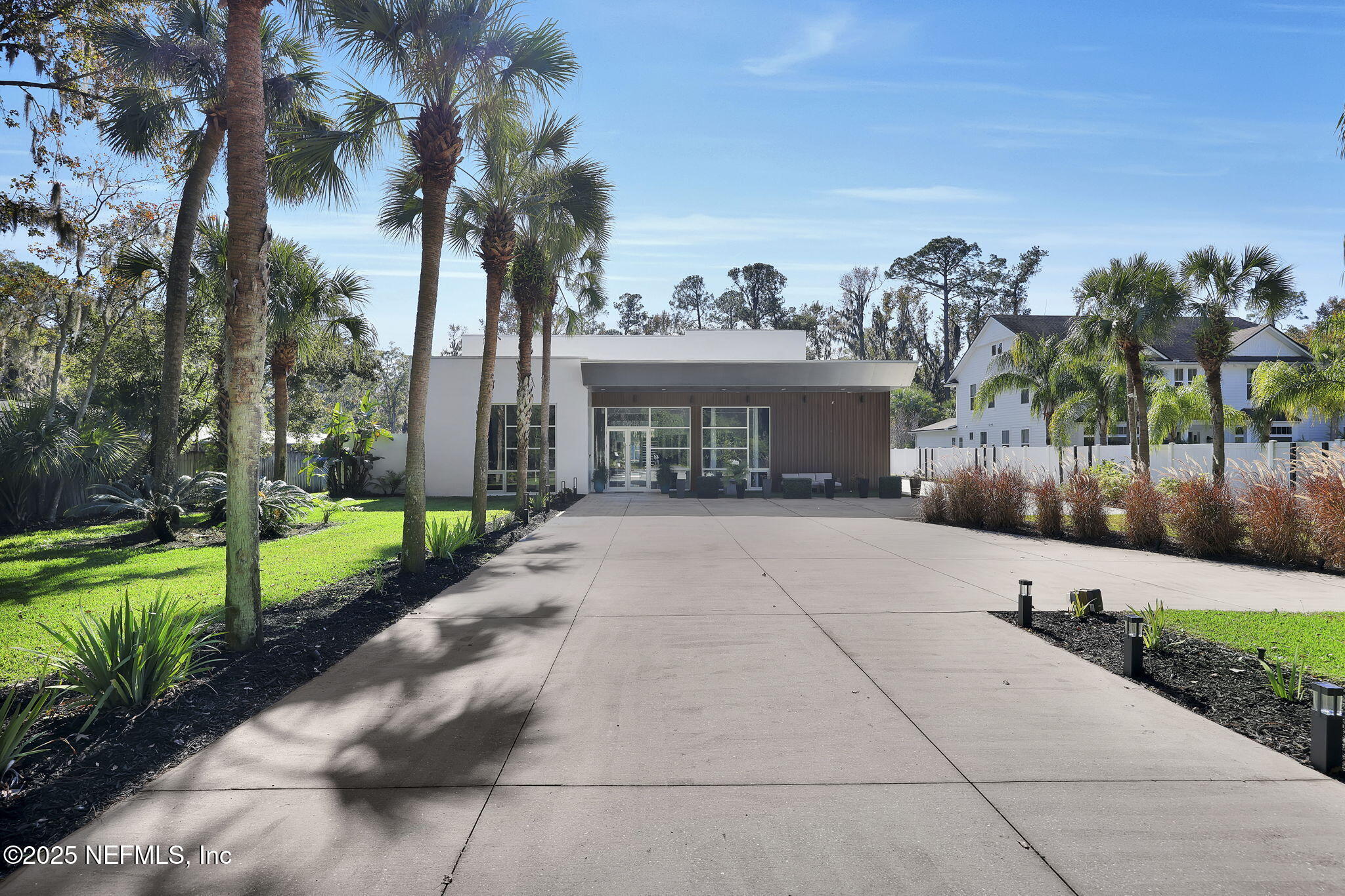 2926 SCOTT MILL Lane