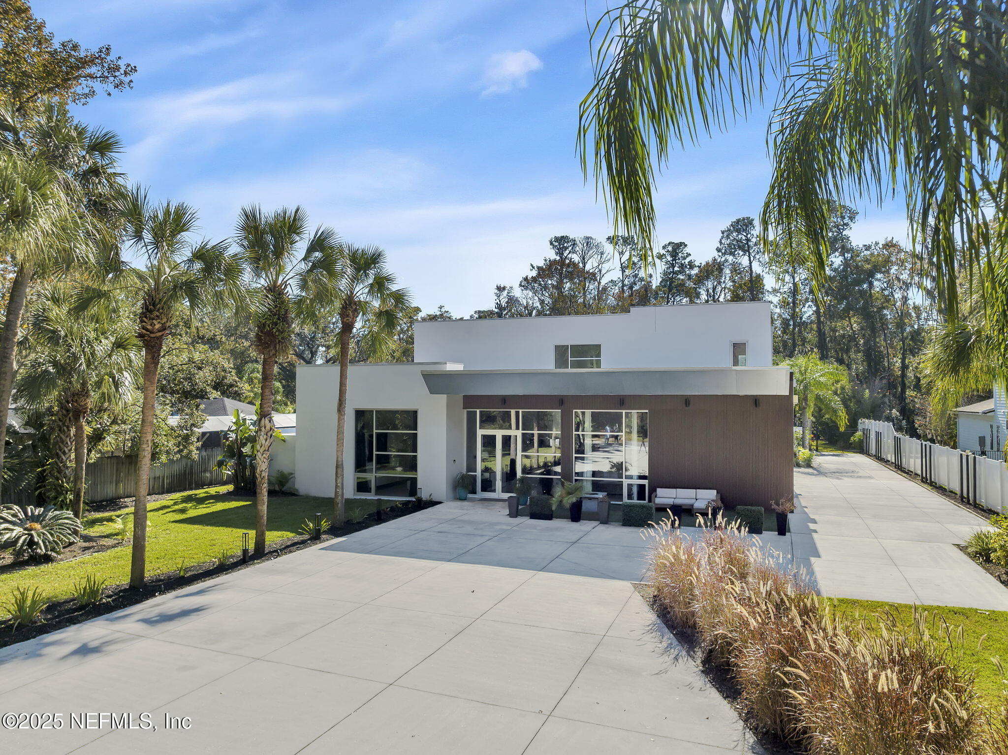 2926 SCOTT MILL Lane