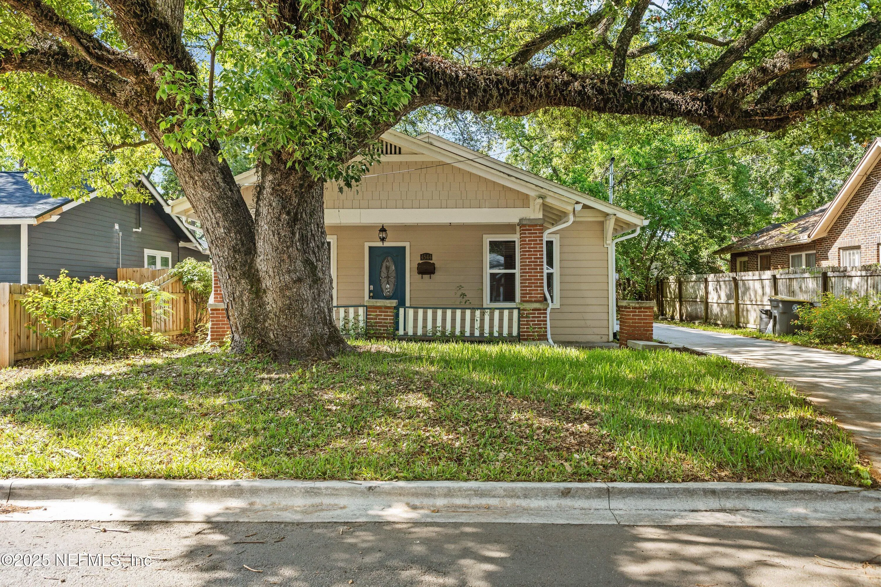 Jacksonville, Florida 32205, United States, 2 Bedrooms Bedrooms, ,1 BathroomBathrooms,Residential,Active,116044