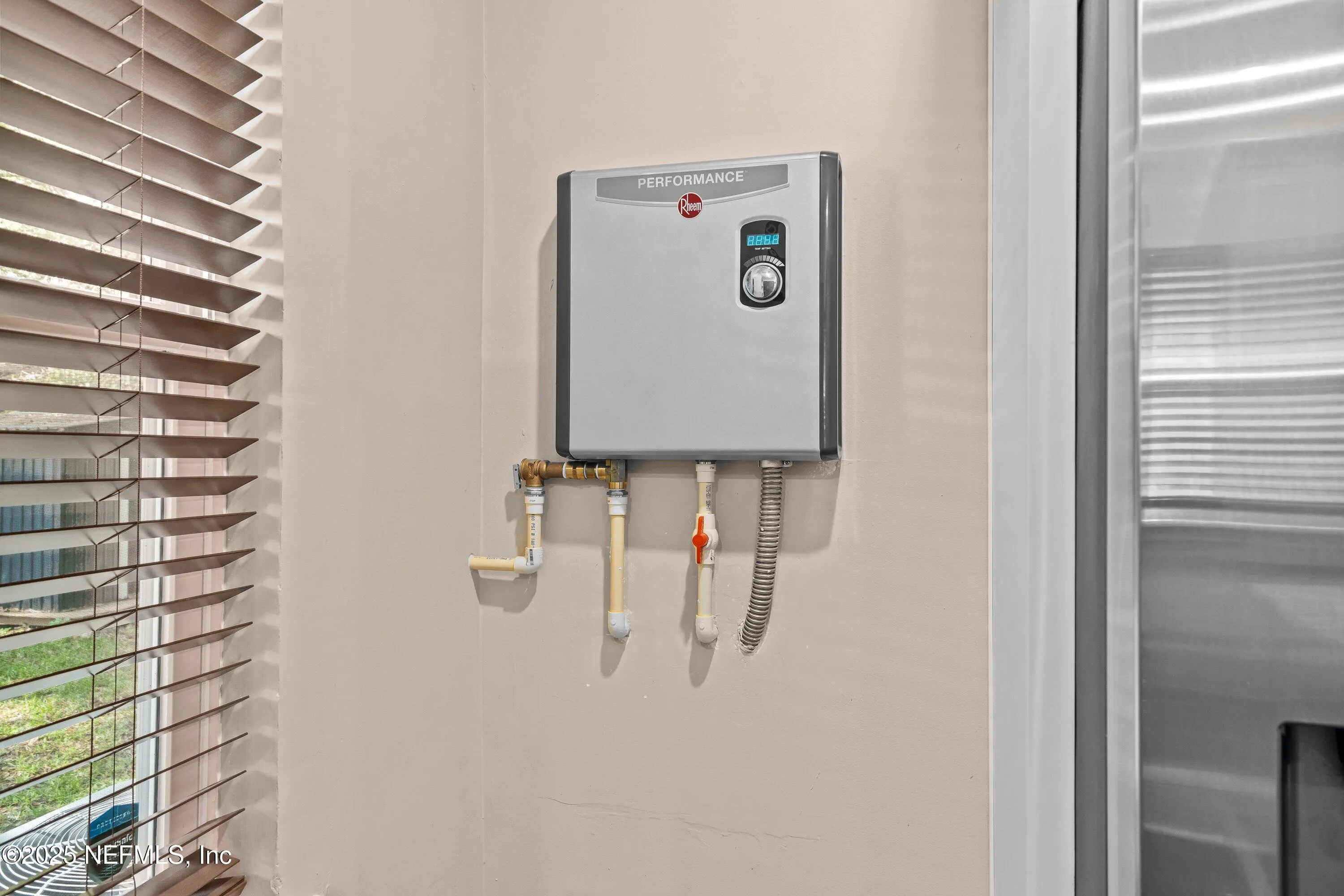 Jacksonville, Florida 32205, United States, 2 Bedrooms Bedrooms, ,1 BathroomBathrooms,Residential,Active,116044