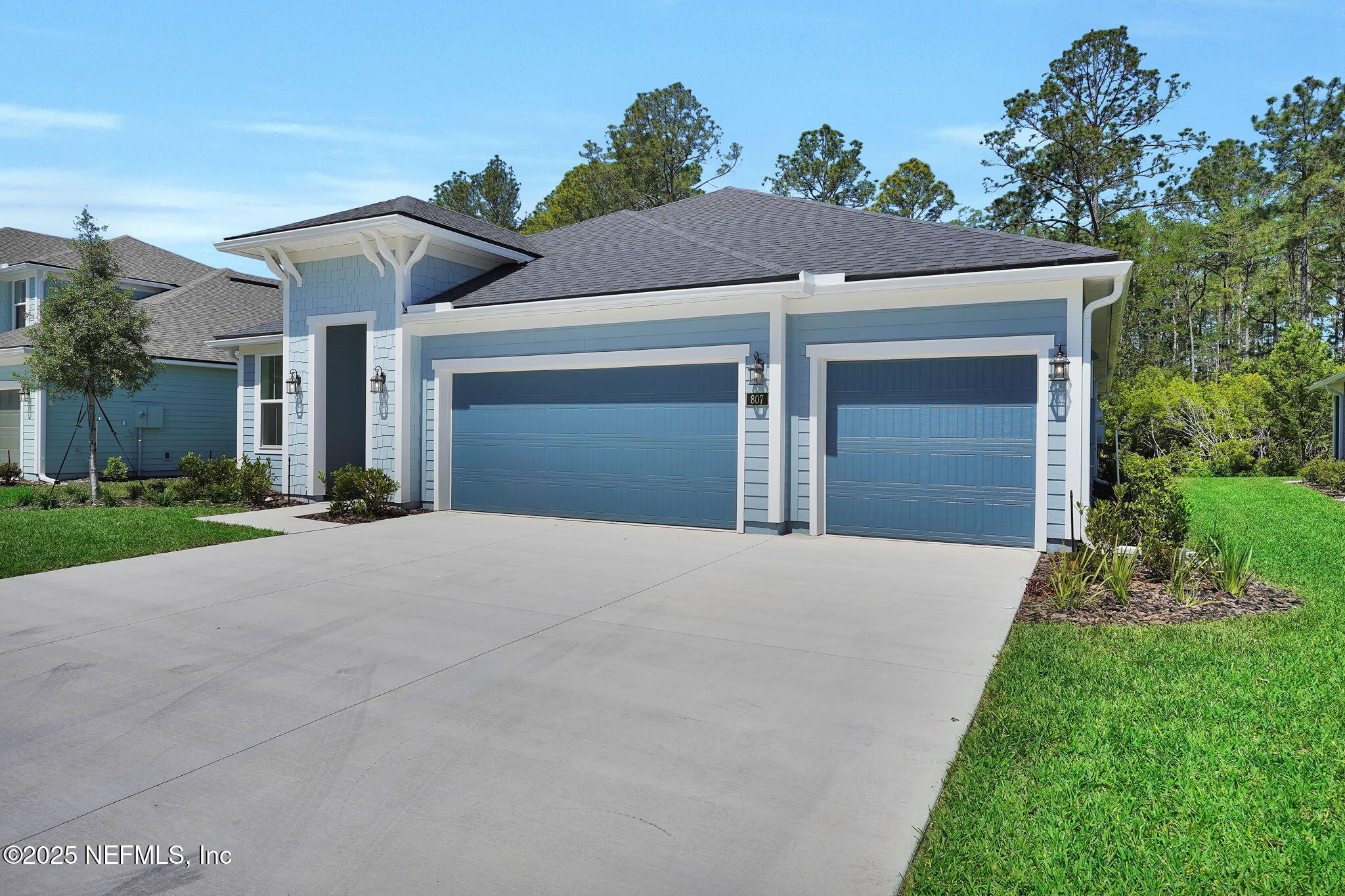 807 GOLDENROD Drive