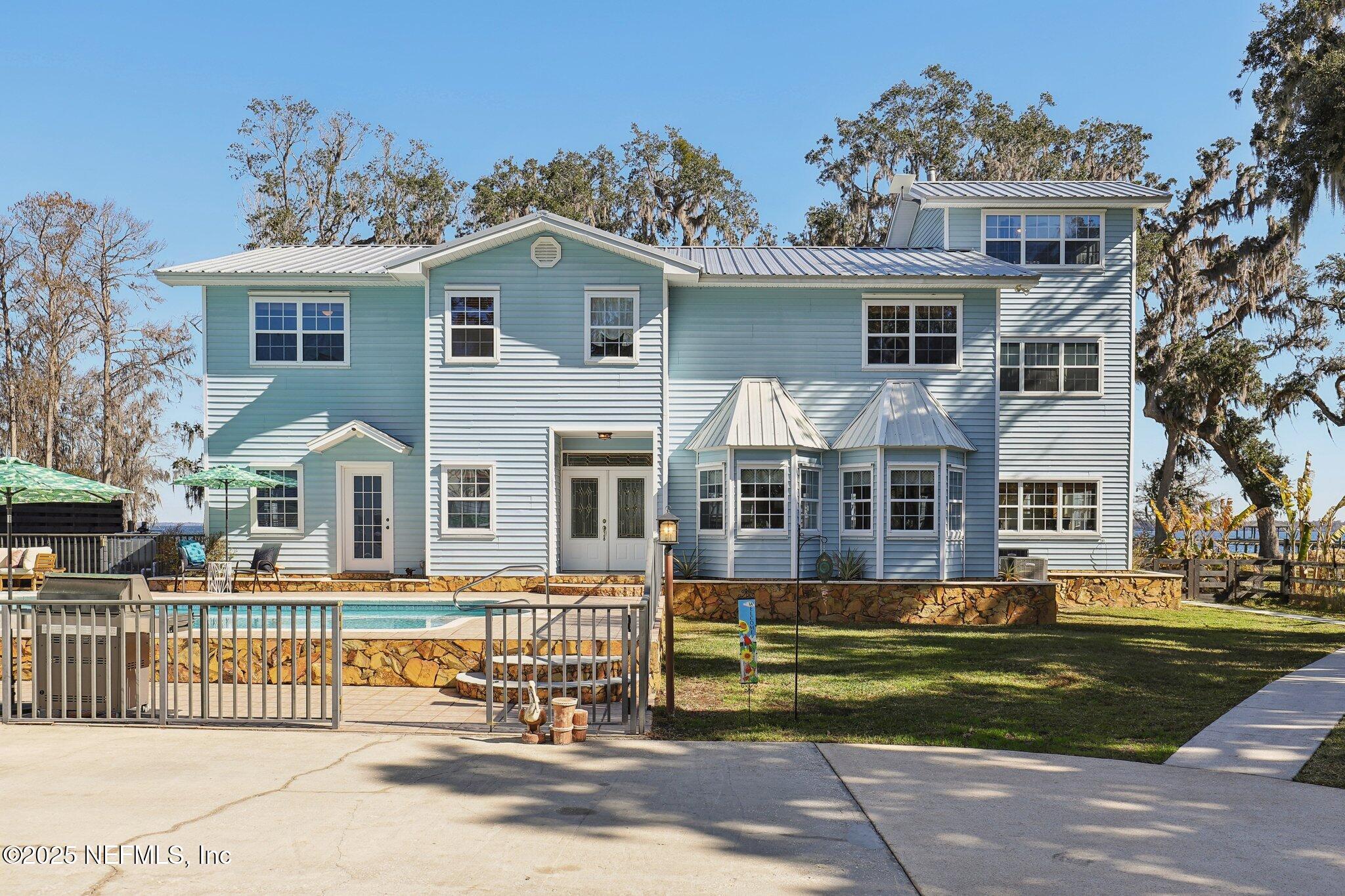 5611 DIANTHUS Street