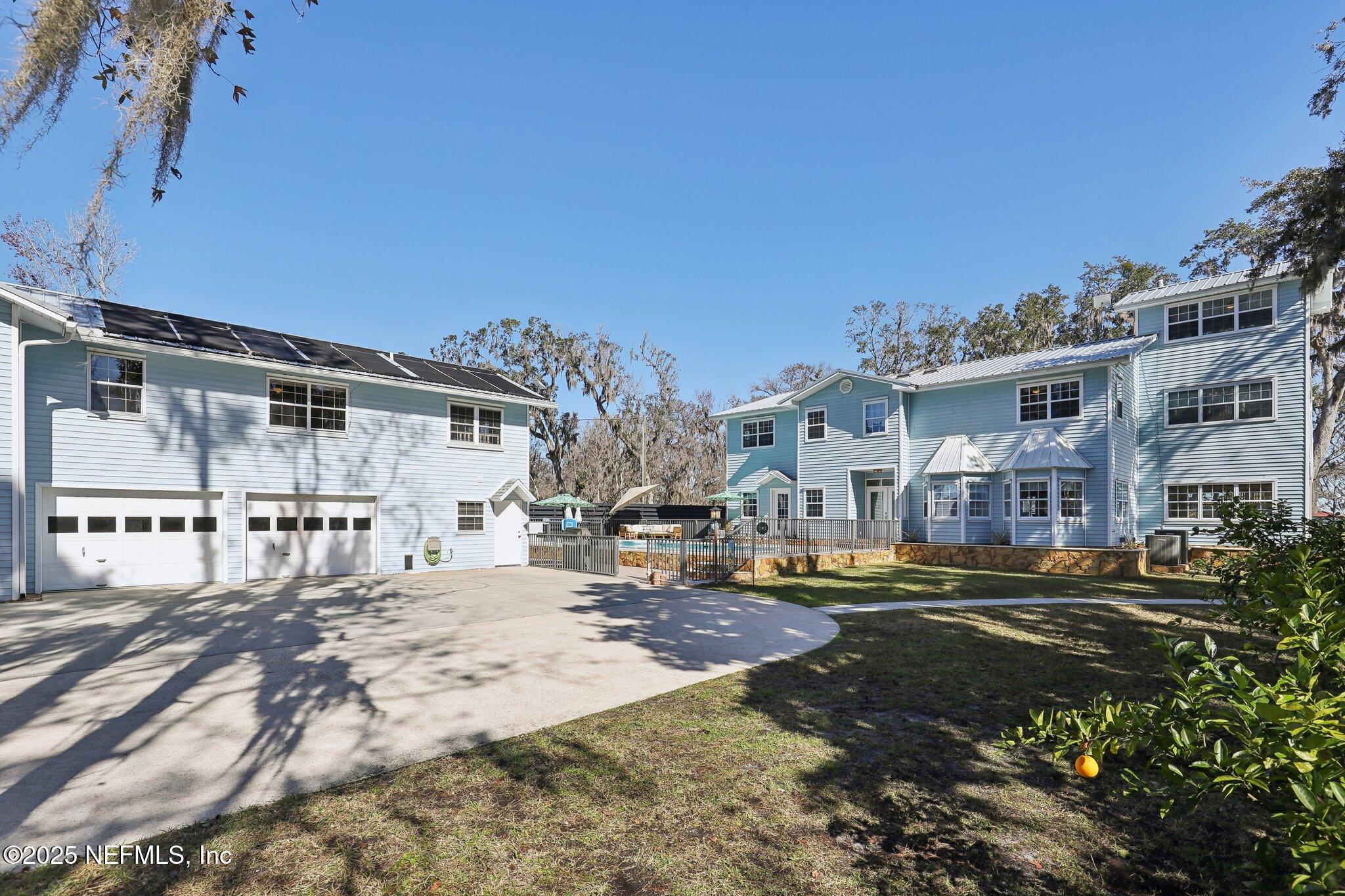 5611 DIANTHUS Street