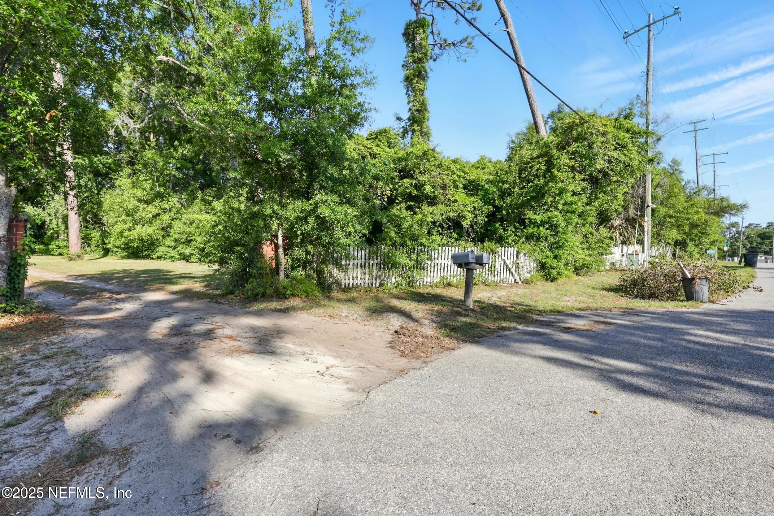 Jacksonville, Florida 32207, United States, 3 Bedrooms Bedrooms, ,3 BathroomsBathrooms,Residential,Pending,125209