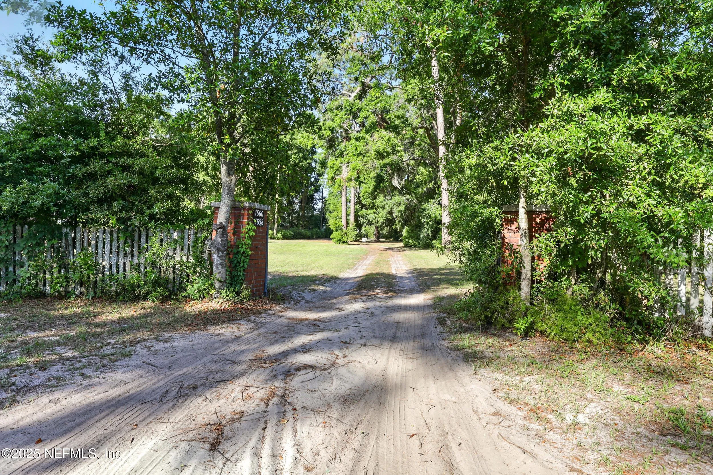 Jacksonville, Florida 32207, United States, 3 Bedrooms Bedrooms, ,3 BathroomsBathrooms,Residential,Pending,125209