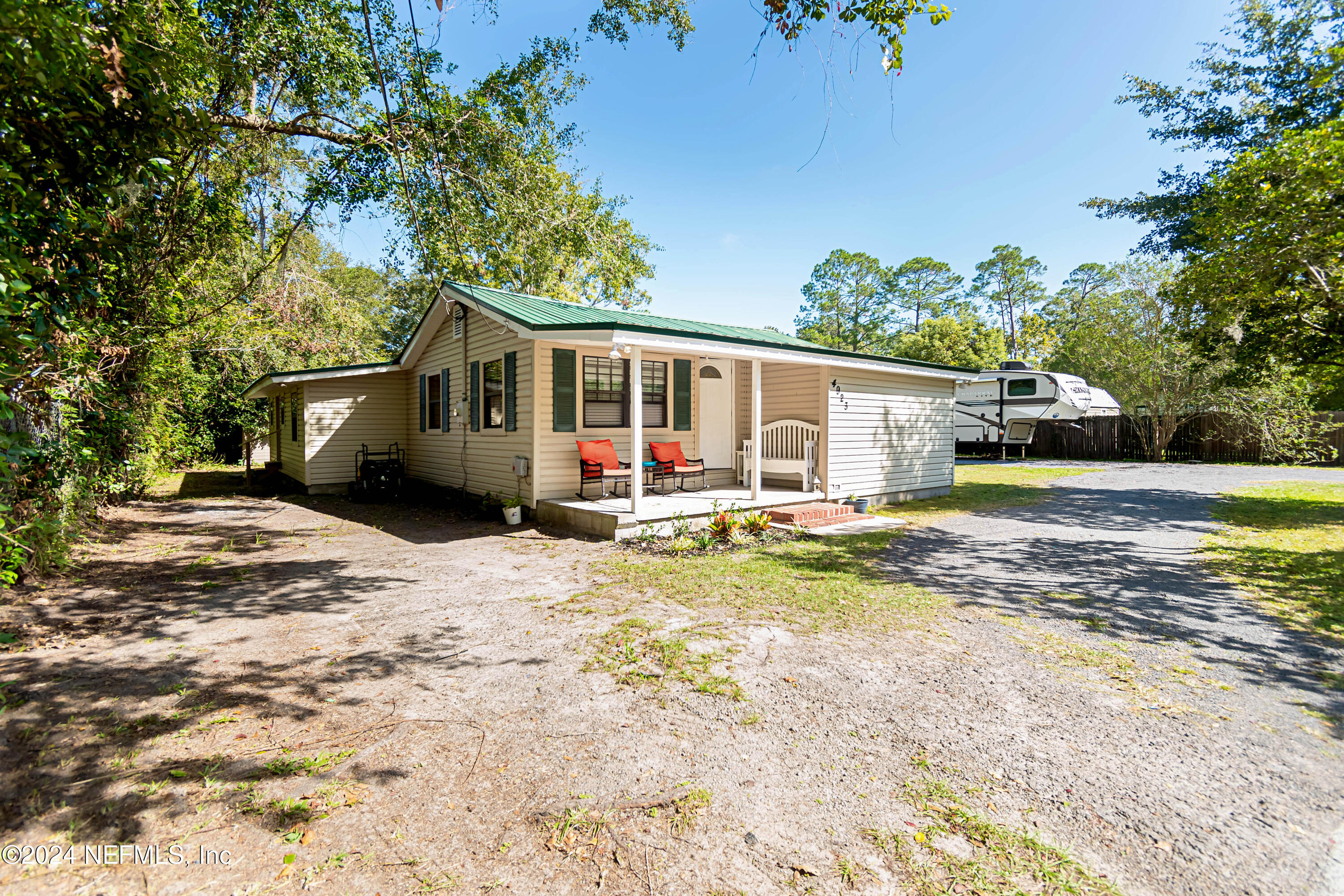 4923 JEFF STARLING Road