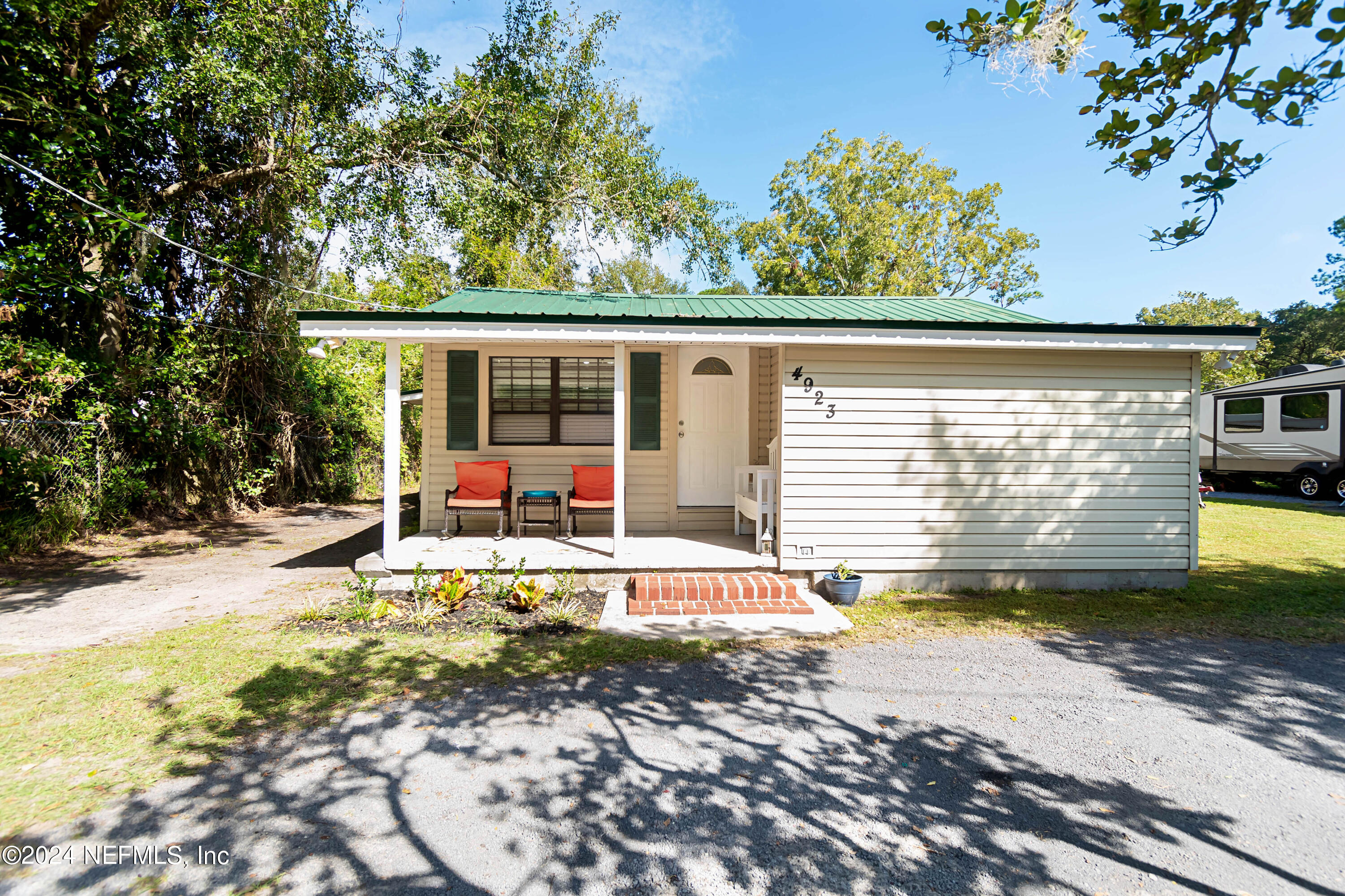 4923 JEFF STARLING Road