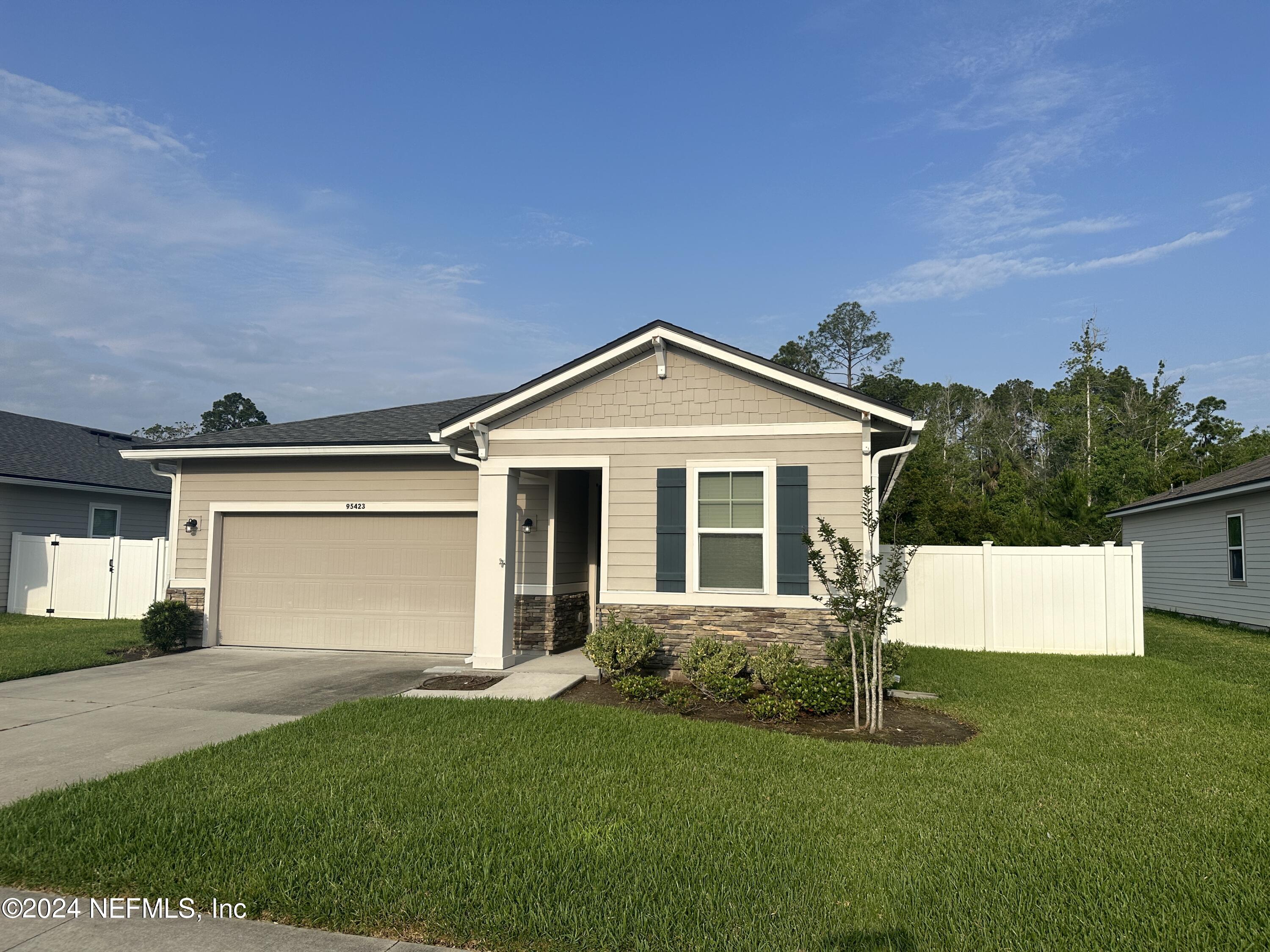 Fernandina Beach, FL home for sale located at 95423 Woodbridge Parkway, Fernandina Beach, FL 32034