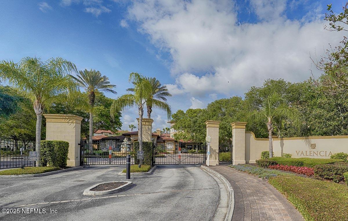 4300 S BEACH Parkway 3218