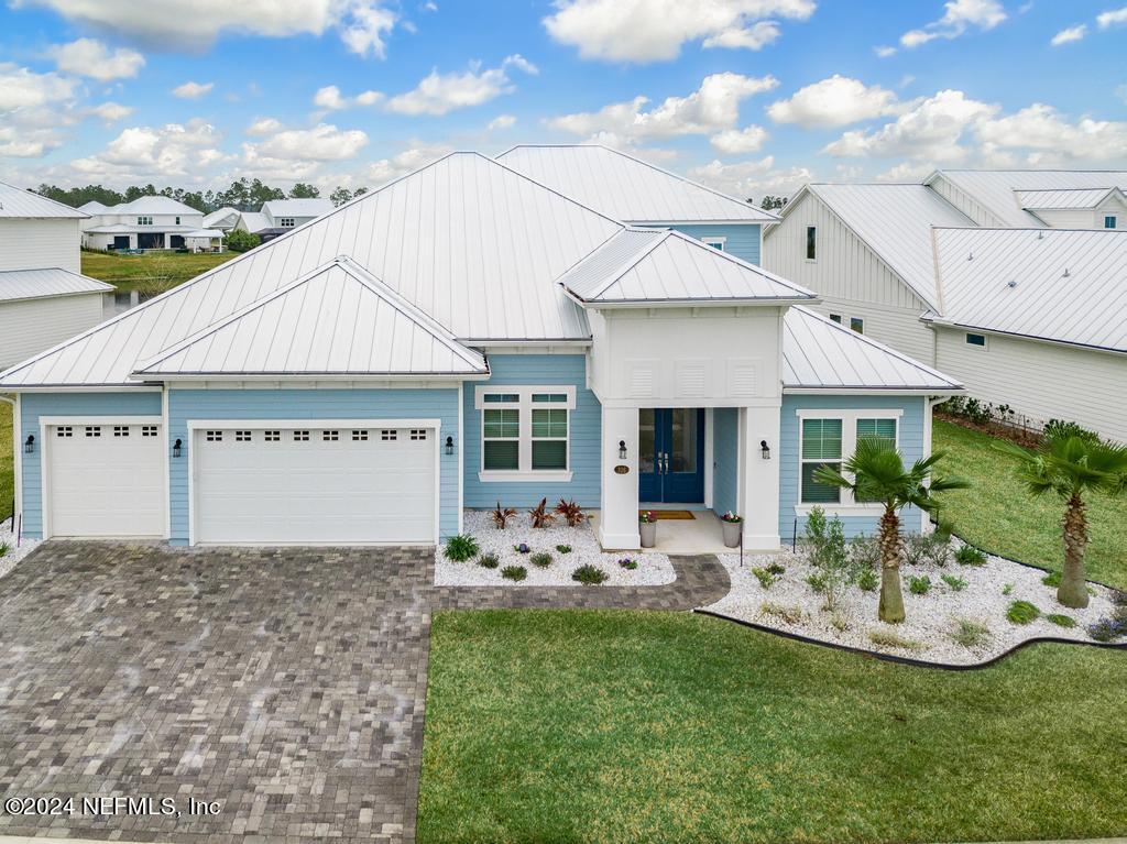 St Johns, FL home for sale located at 326 Topside Drive, St Johns, FL 32259