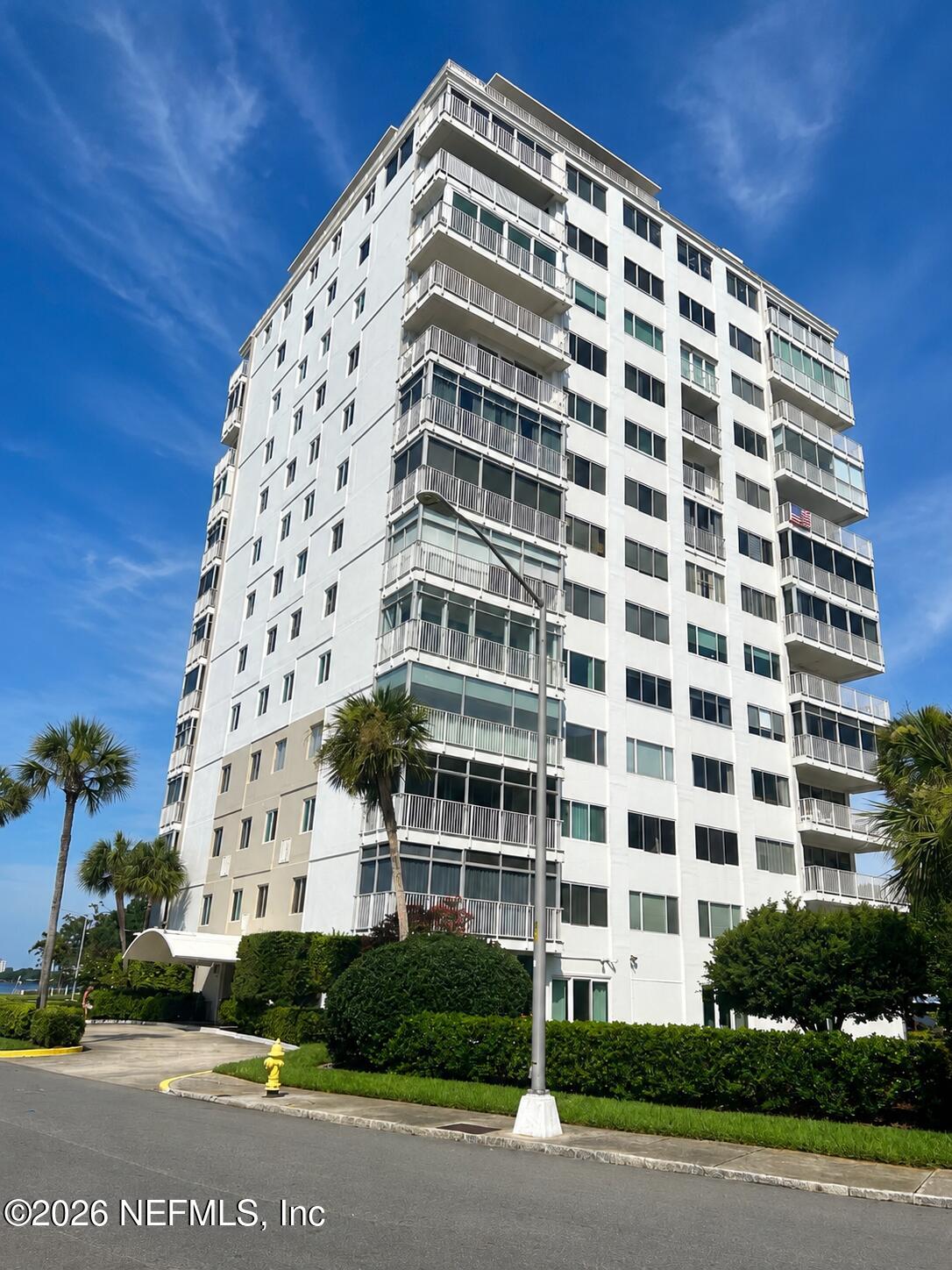 1560 LANCASTER Terrace 706