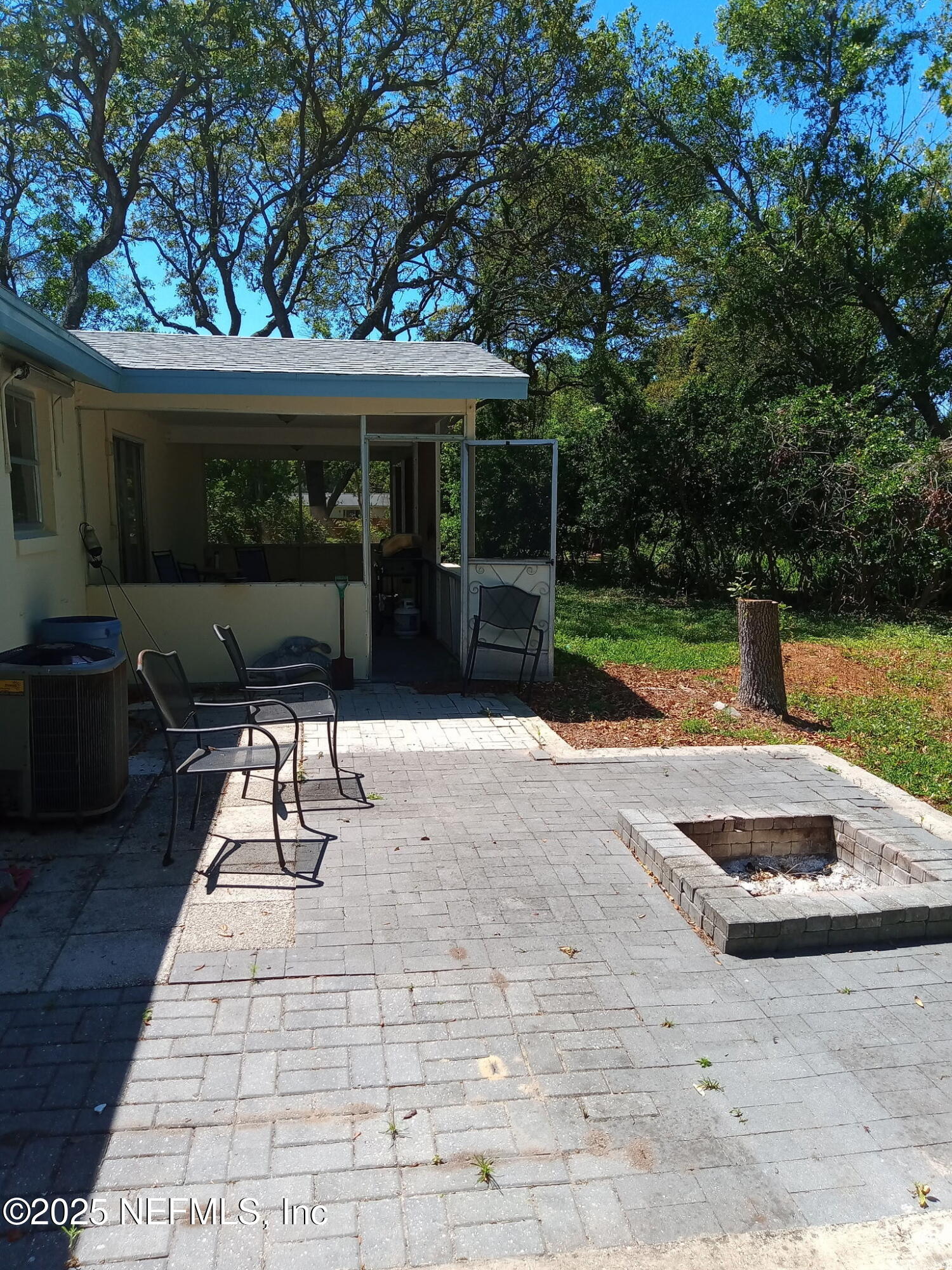 274 HERMOSA Court