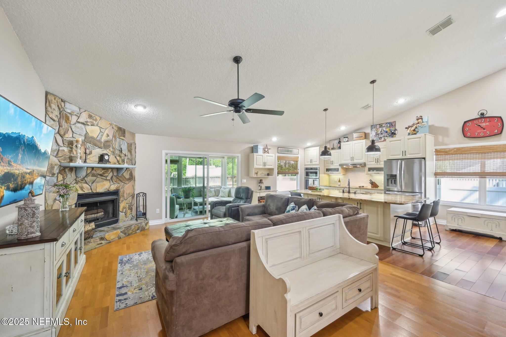105 SOLANO WOODS Drive